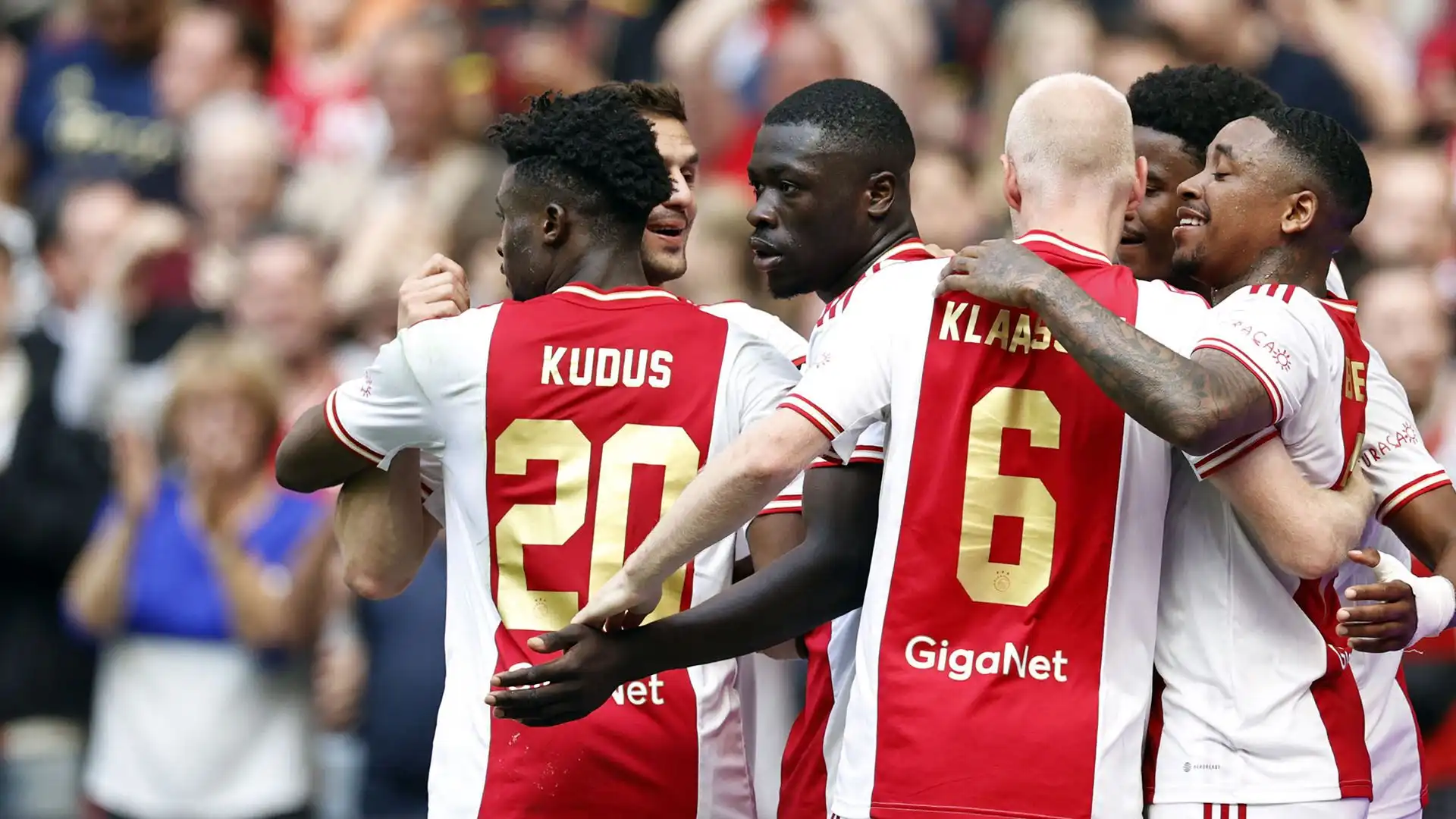 I migliori club europei preparano l'assalto al fenomeno dell'Ajax. Foto