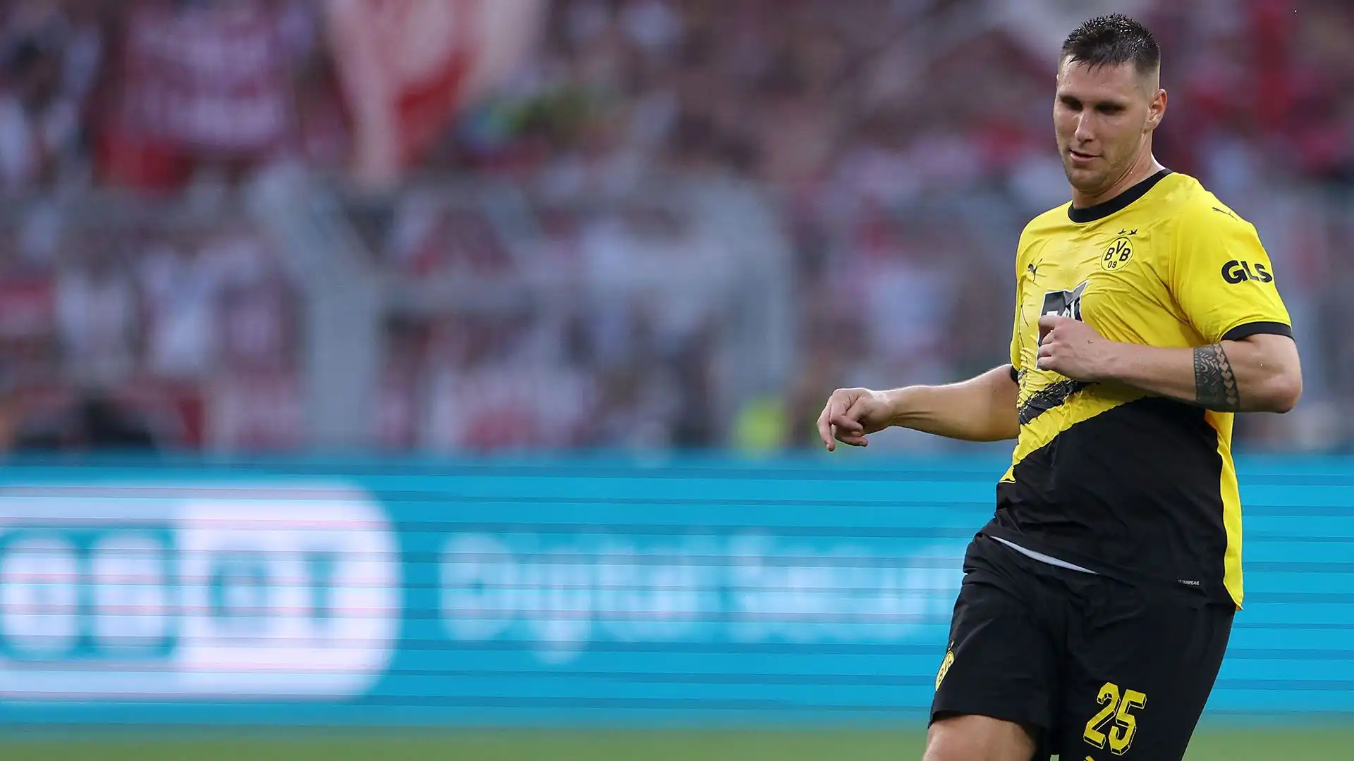 Nonostante gli ultimi mesi, Süle resta un difensore solido e affidabile