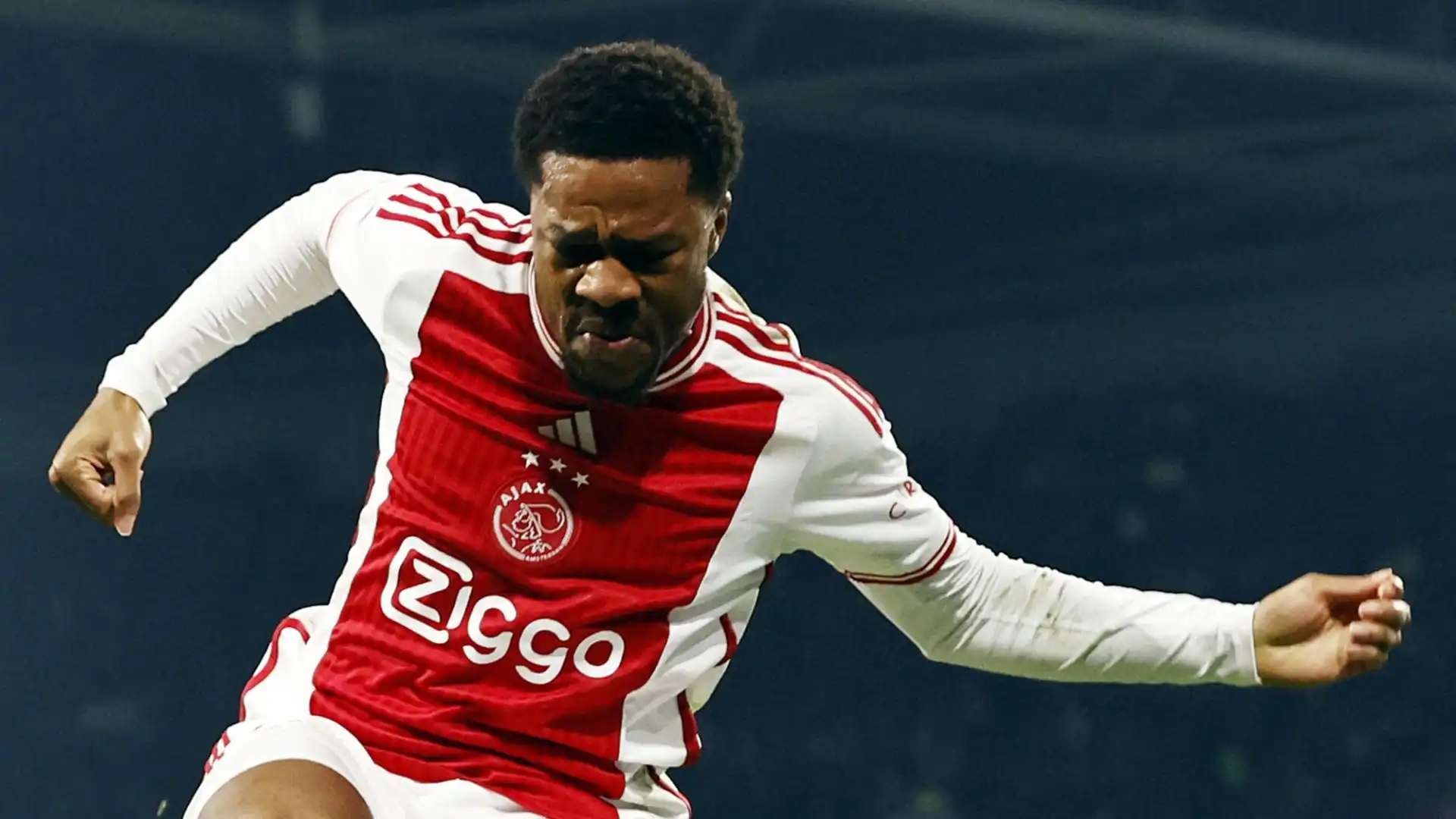 L'Ajax è disposto al prestito ma vuole l'obbligo di riscatto a 15 milioni di euro