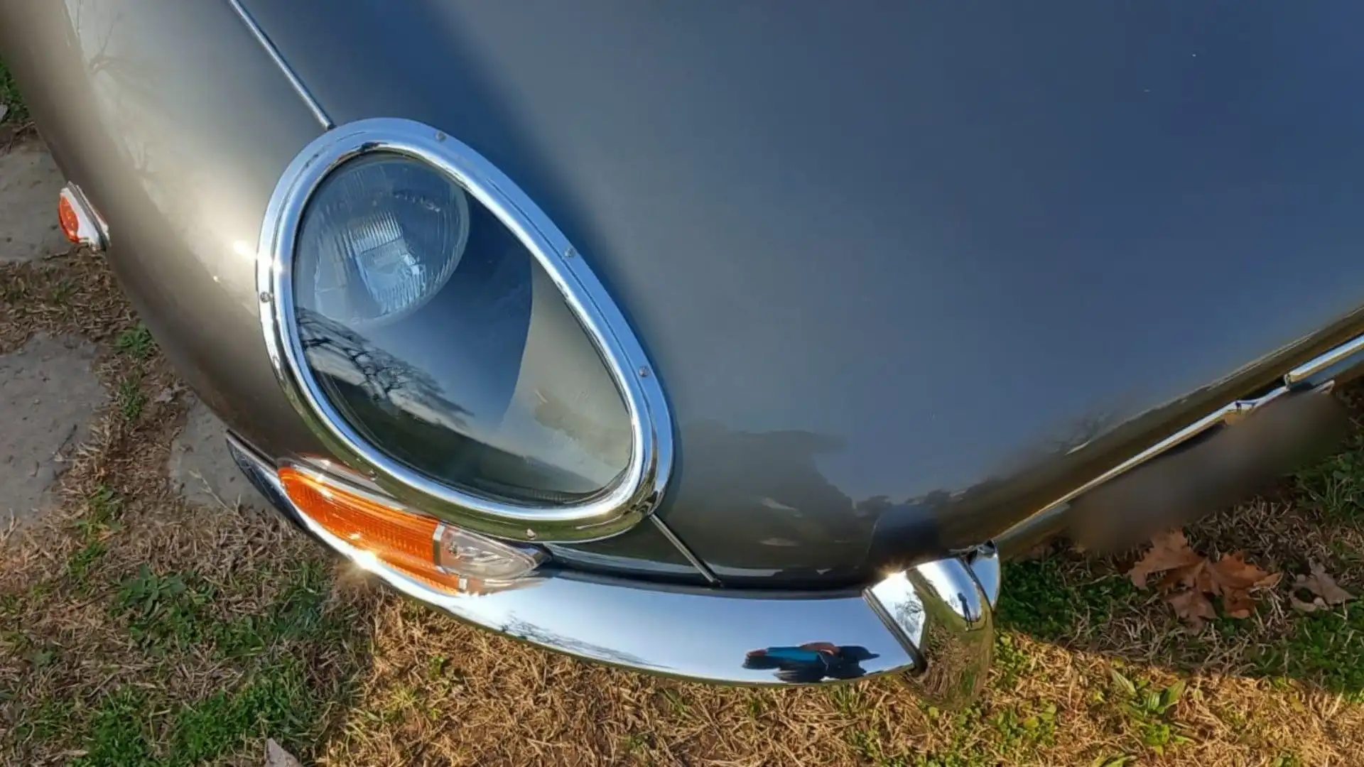 Il primo modello a marchio Jaguar a esordire nel 1945 fu la Mark IV