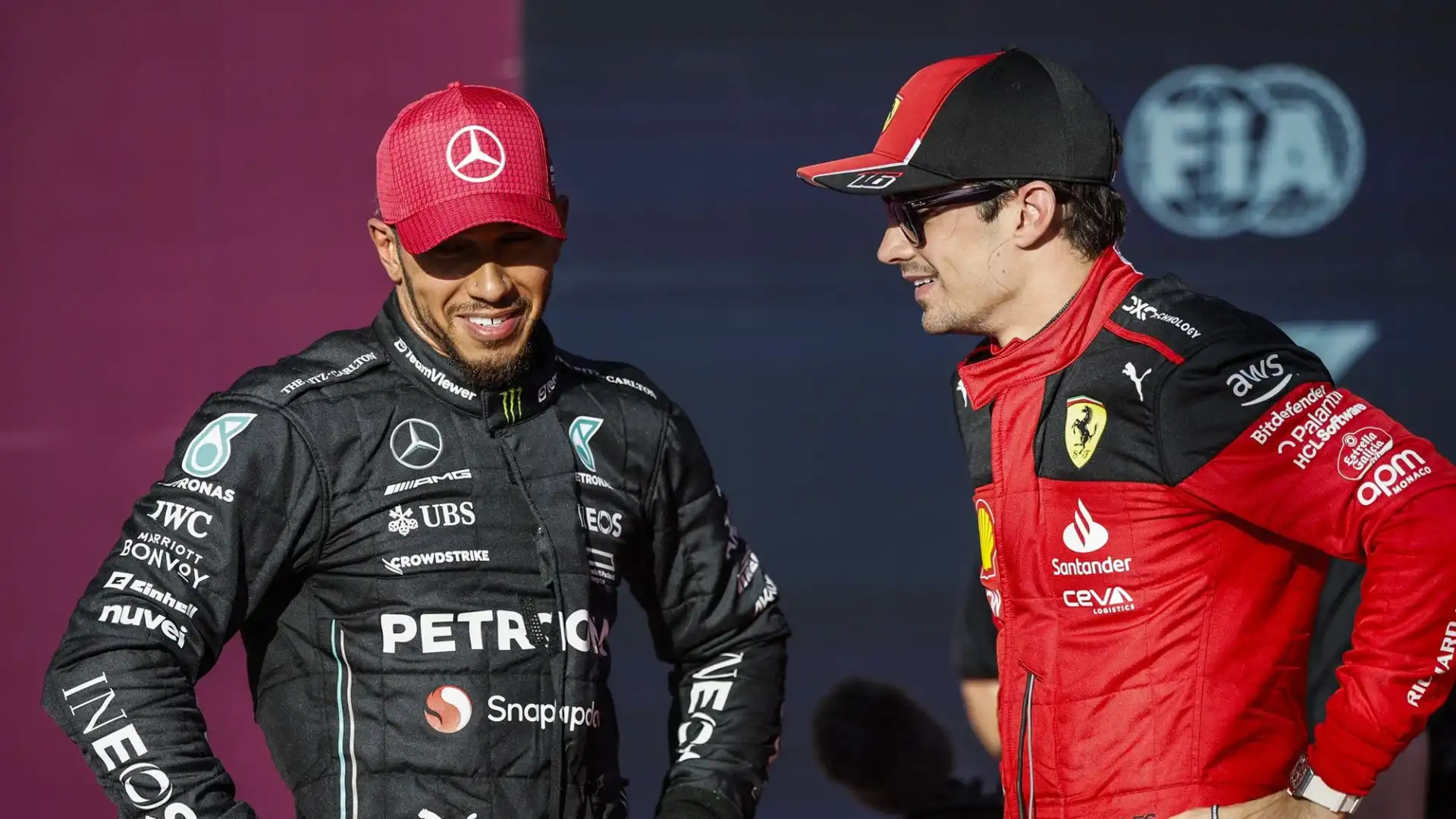 Leclerc nega che ci saranno frizioni con Lewis: l'obiettivo sarà battere Max Verstappen