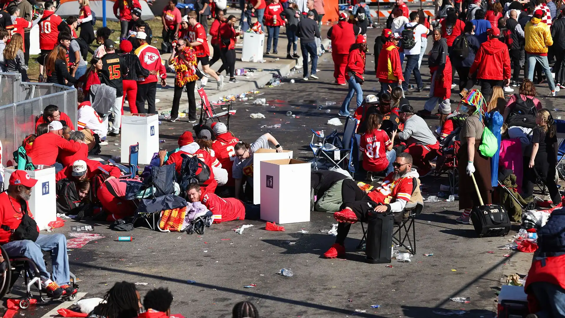 Una tragedia ha funestato i festeggiamenti dei Kansas City Chiefs