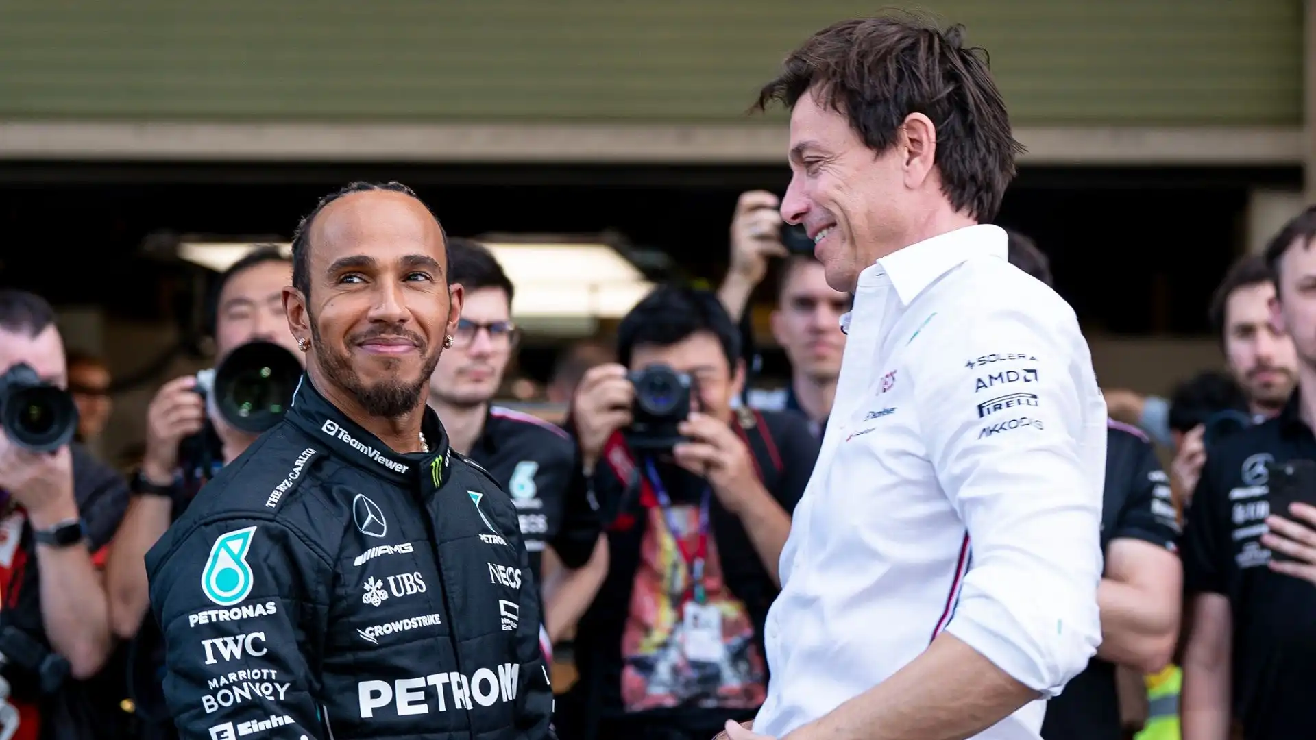 E' arrivato un nuovo retroscena sul sorprendente trasferimento di Lewis Hamilton alla Ferrari