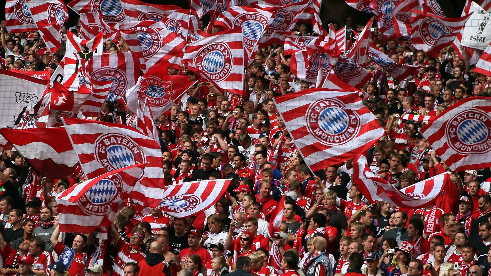 Il Bayern Monaco sta cercando un allenatore dopo l'addio annunciato di Tuchel: c'è un'indiscrezione clamorosa
