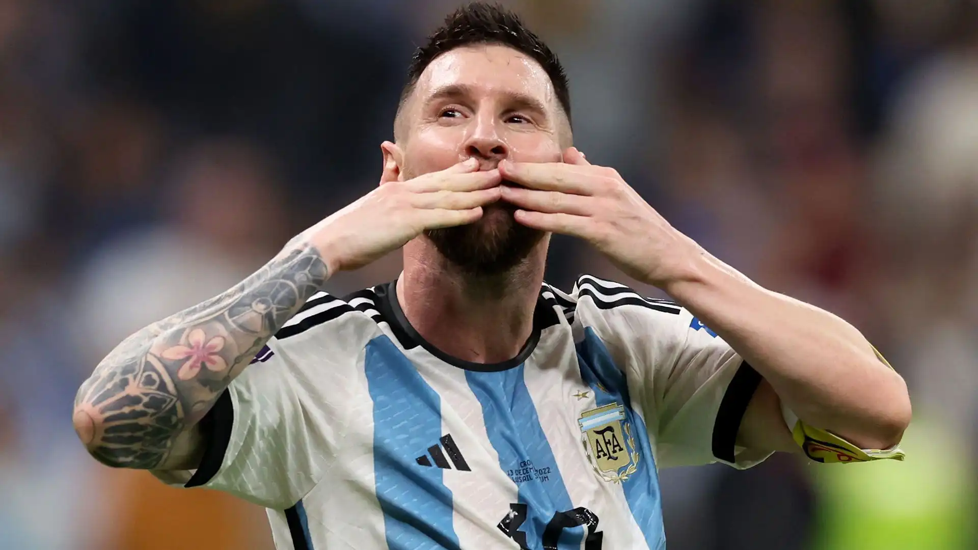 7- Il genio del calcio Lionel Messi ha totalizzato 1.67 miliardi di dollari