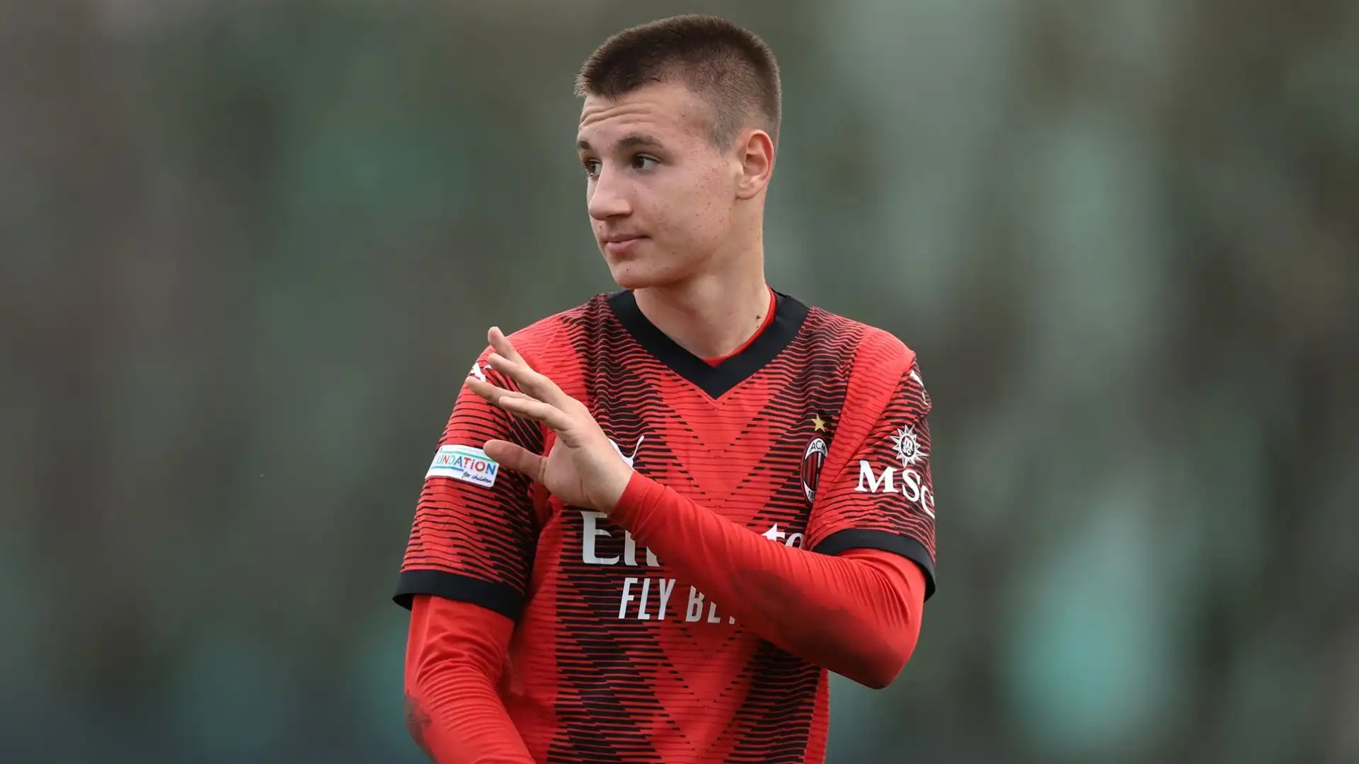 L'attaccante delle giovanili rossonere, astro nascente del Milan, a 14 anni venne contattato dalla Juventus