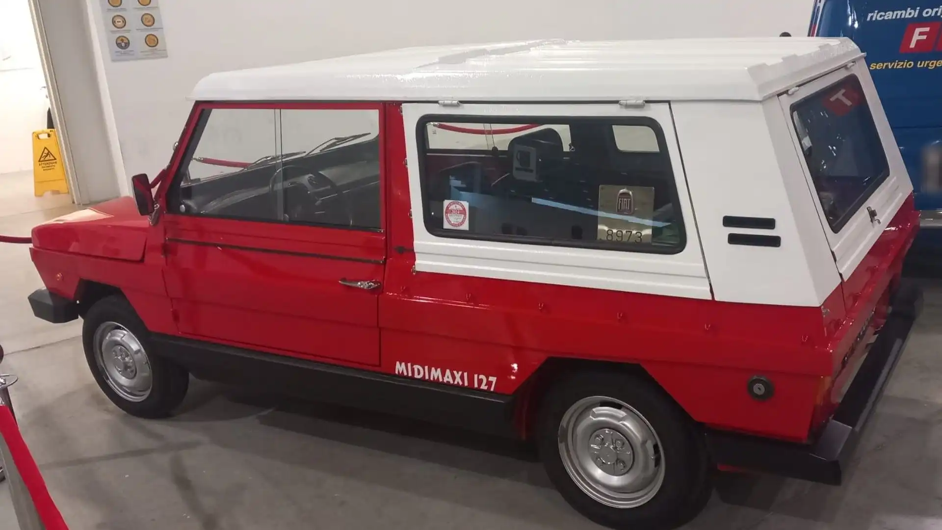 Una Fiat 127 così non può non destare grande curiosità