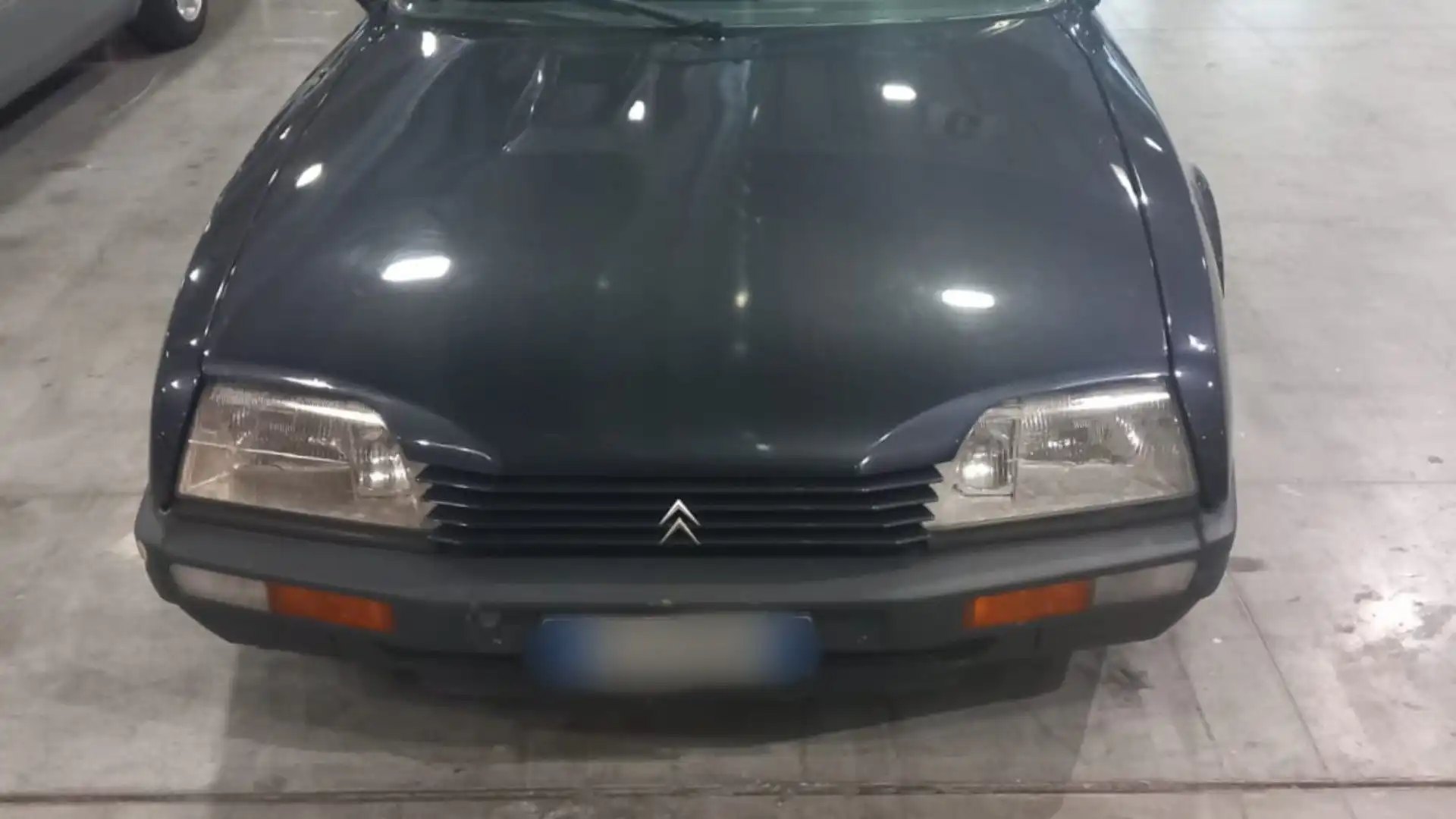 Si tratta di una versione particolare della storica Citroën CX