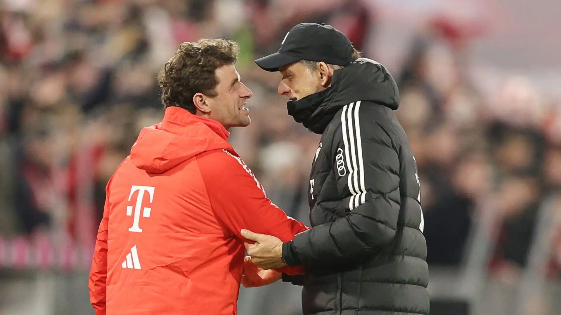 Tanti tifosi sui social vogliono l'attaccante del Bayern al posto di Tuchel, magari coadiuvato dal portiere Manuel Neuer