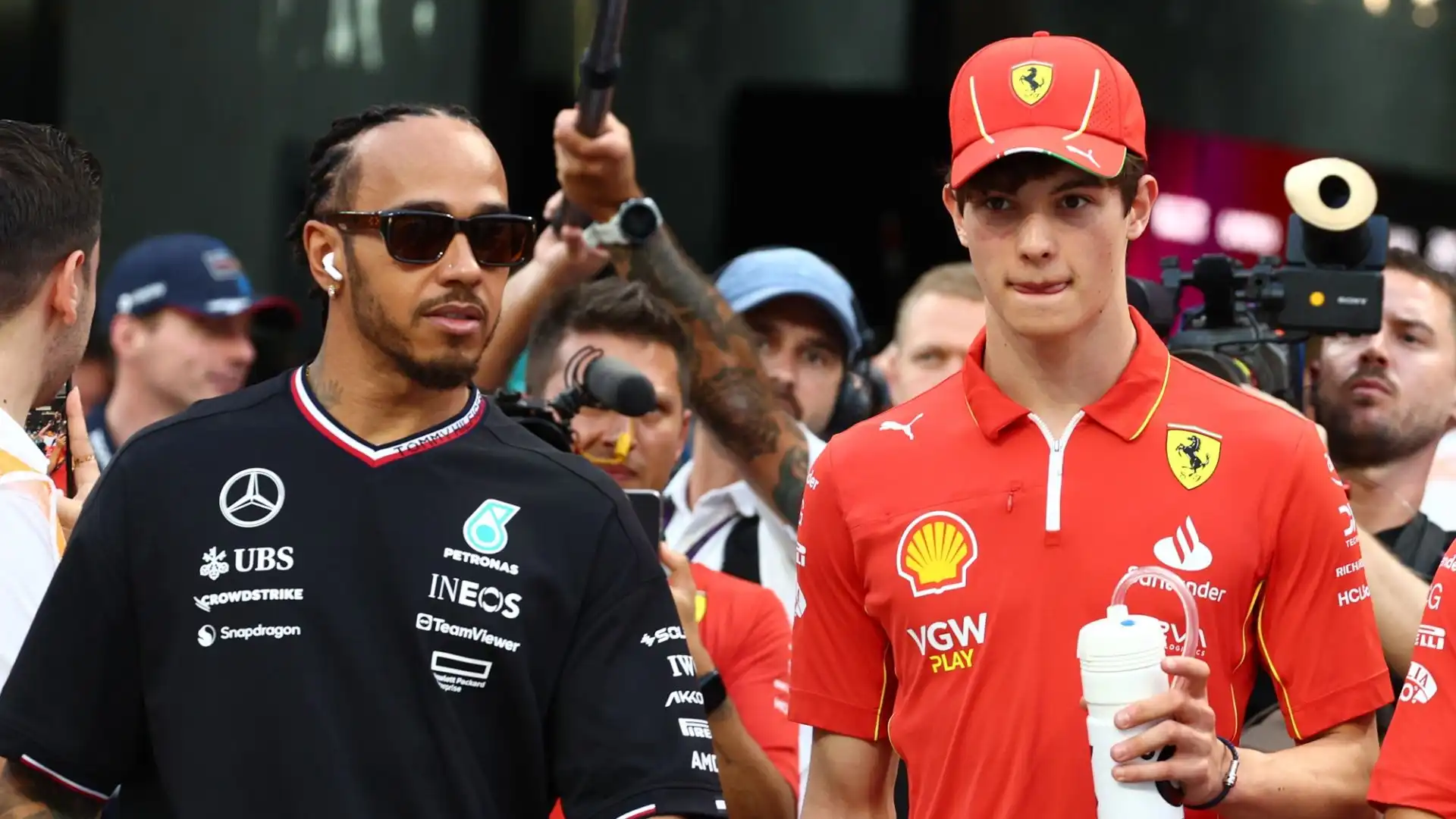 Ancora critiche al trasferimento di Lewis Hamilton dalla Mercedes alla Ferrari