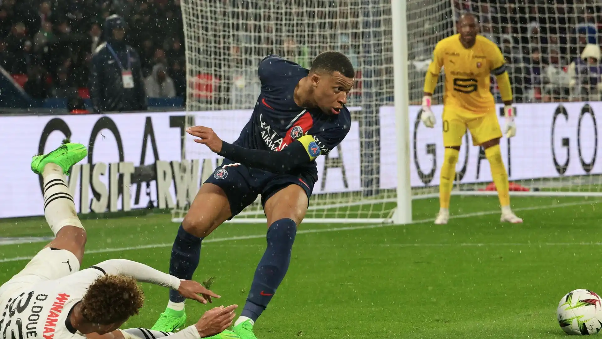 L'attaccante francese ha segnato 250 reti in 297 partite tra campionato e coppe a Parigi