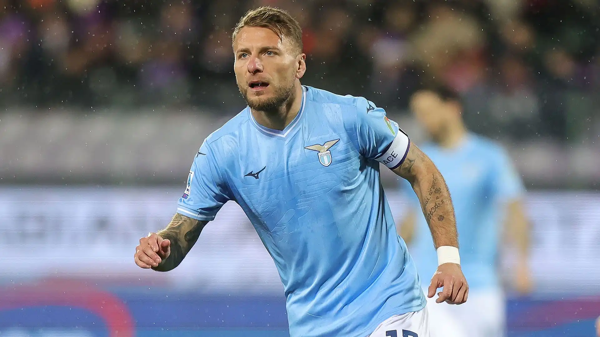 Sembra sempre più probabile l'addio del calciatore alla Lazio