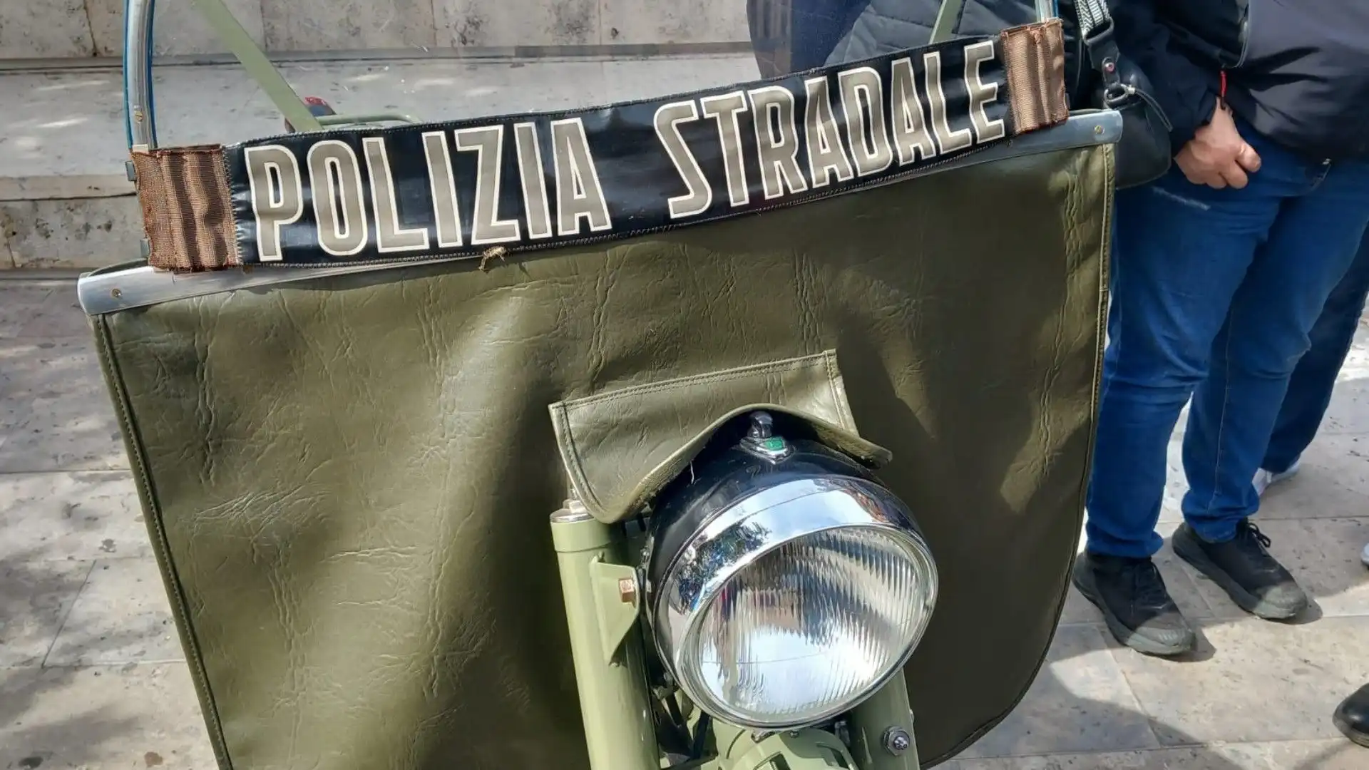 Tra il 1950 e il 1967, Moto Guzzi produsse il Falcone