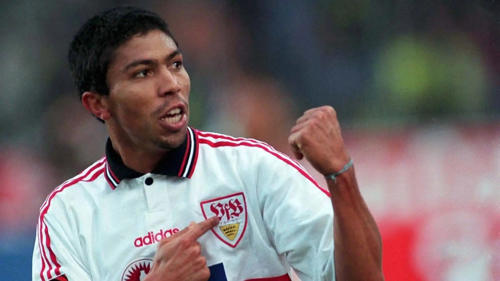 10- Tra il 1994 e il 1997 ha fatto benissimo allo Stoccarda, poi Giovane Elber è passato al Bayern Monaco