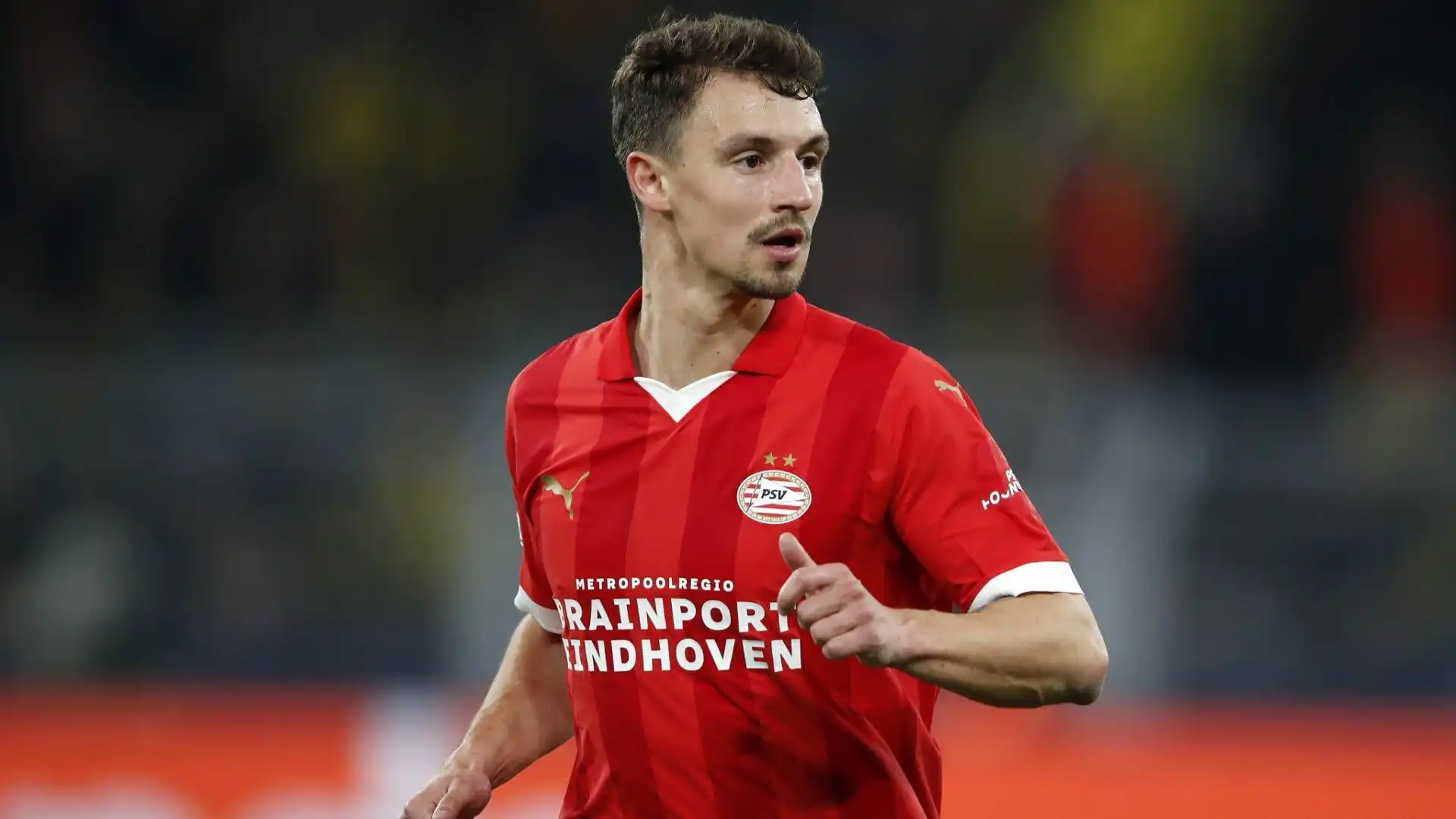 Il calciatore ha un contratto con il PSV fino al 2025 e non ha ancora firmato il rinnovo