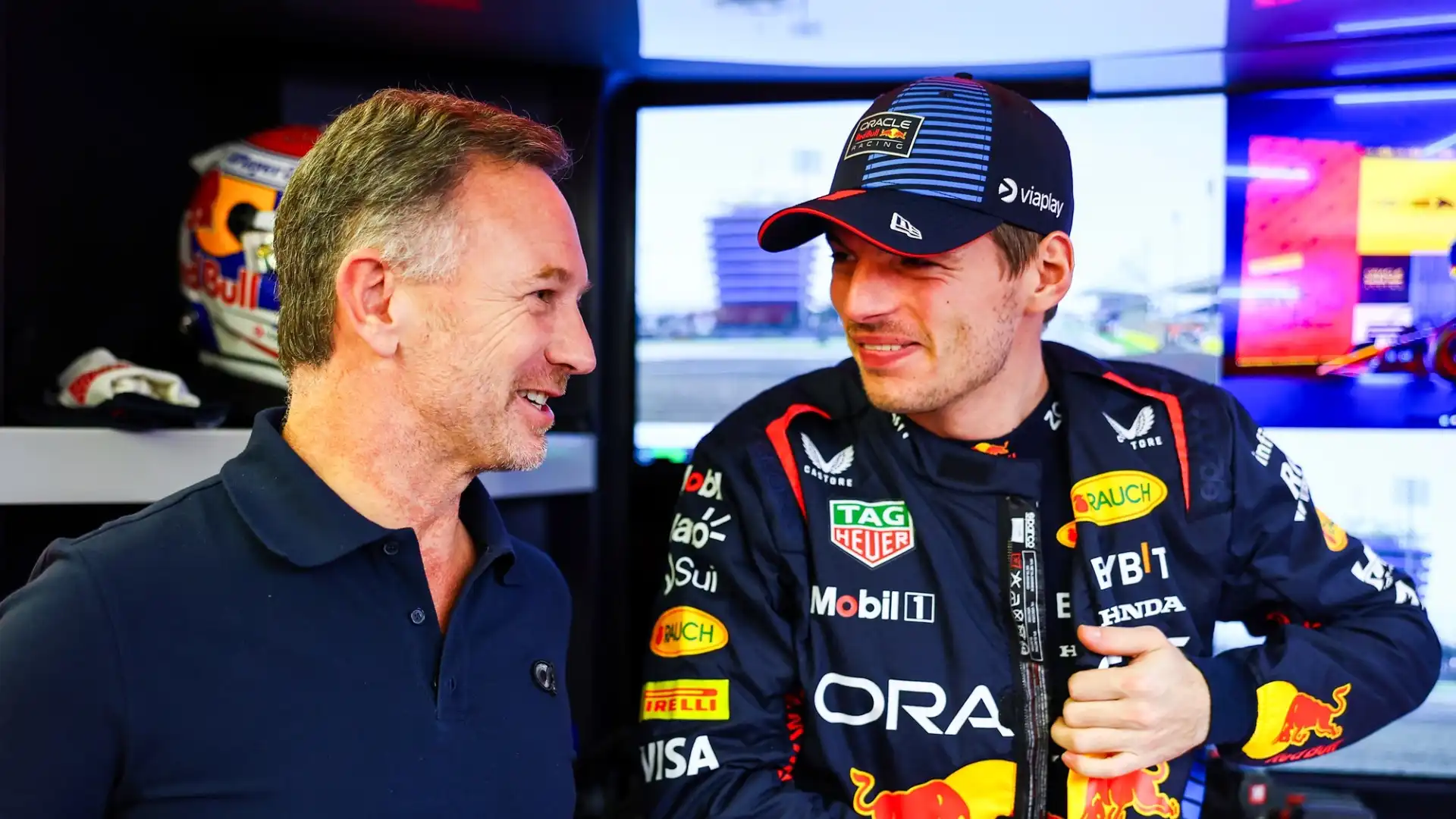 L'ex campione del mondo di Formula 1 Jacques Villeneuve ha detto la sua sulle tensioni nel team Red Bull