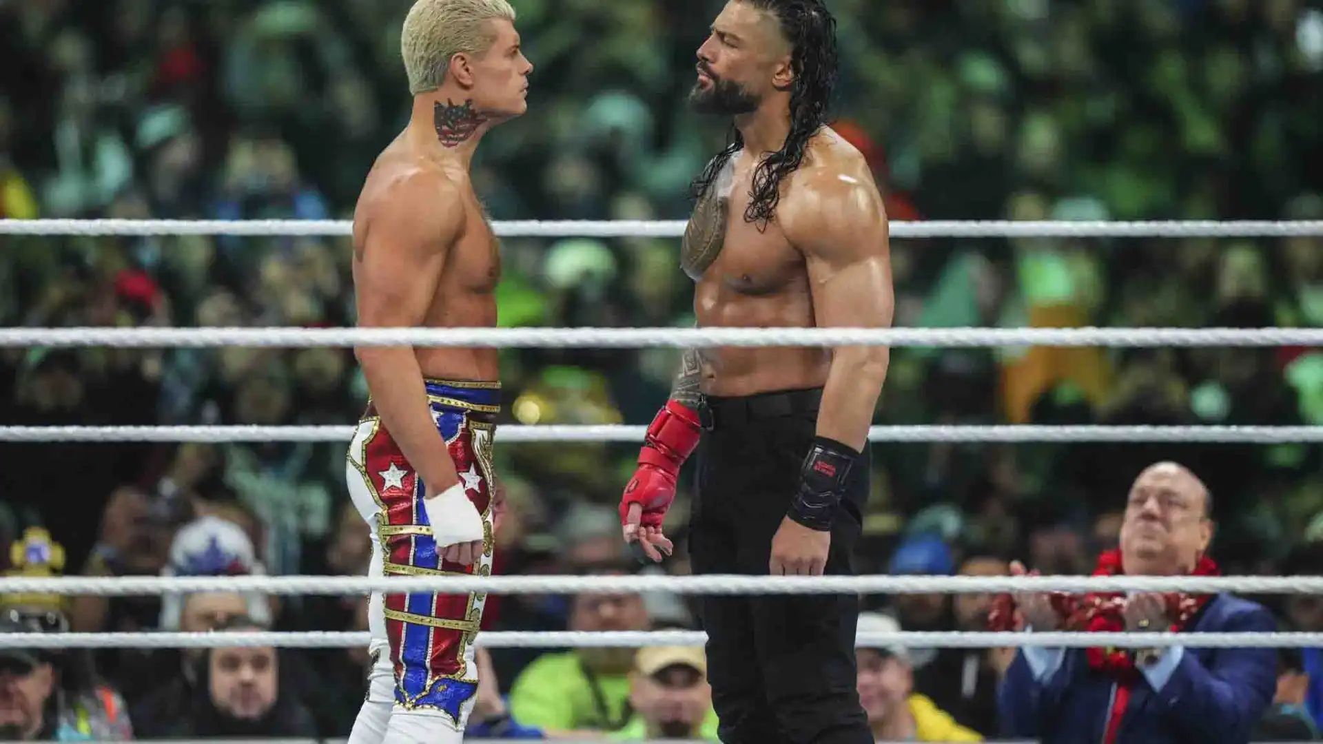 Il main event è stato tra Roman Reigns e Cody Rhodes.