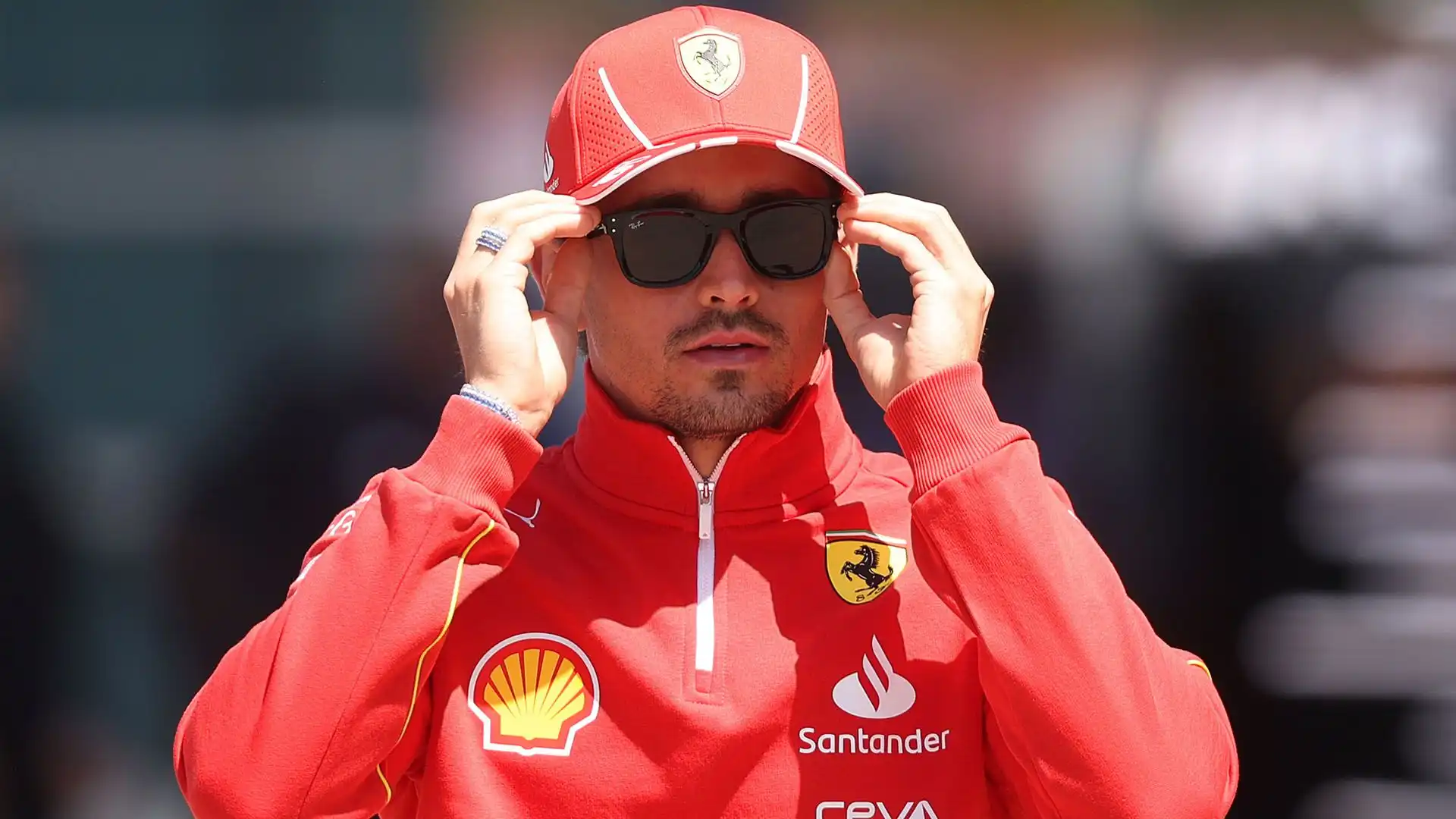 Secondo Villeneuve, il vero pilota sotto pressione non sarà Lewis Hamilton, ma lo stesso Leclerc