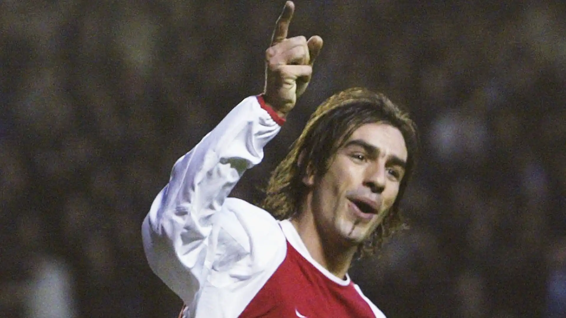4- Robert Pires (Arsenal, Aston Villa): fenomeno soprattutto all'Arsenal dal 2000 al 2006
