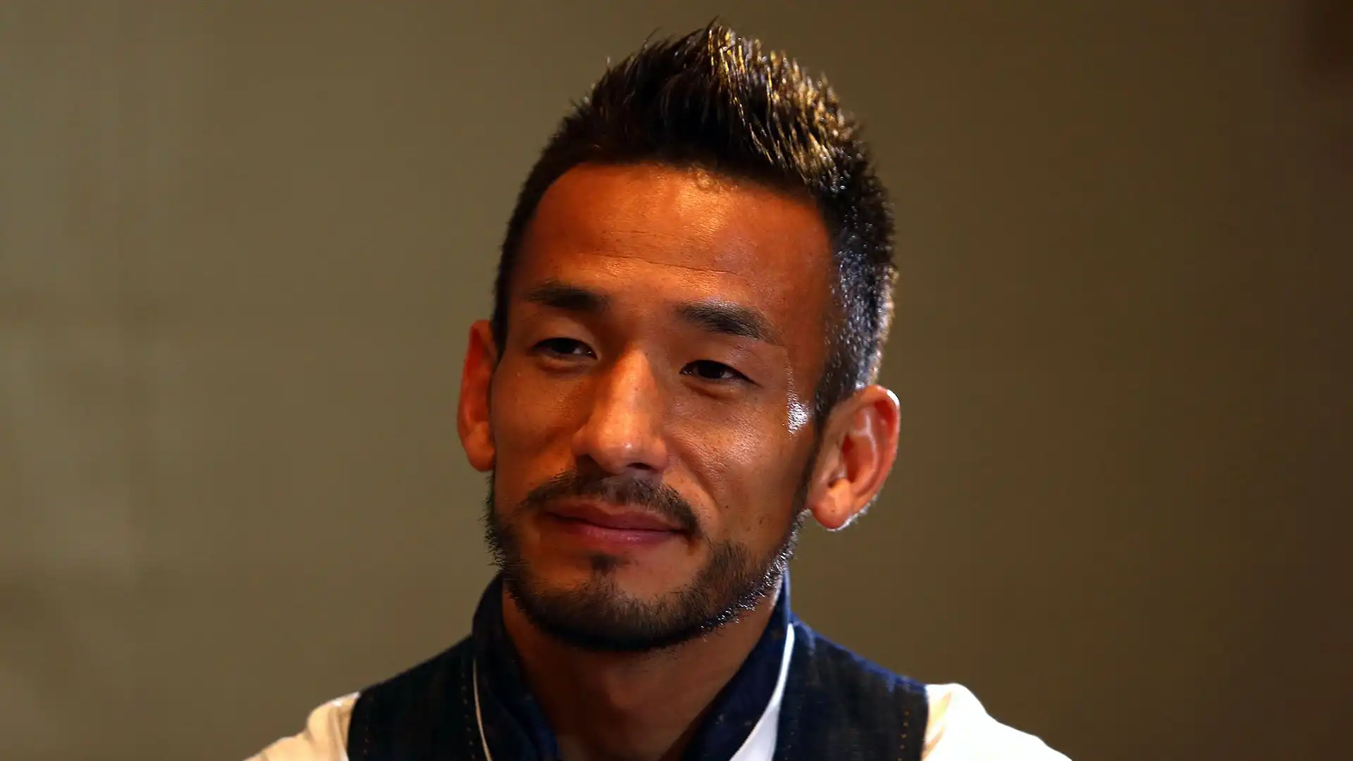 Hidetoshi Nakata (Centrocampista): patrimonio netto stimato di 28 milioni di dollari. Considerato uno dei più forti calciatori giapponesi di sempre, ha vinto un campionato di Serie A con la Roma