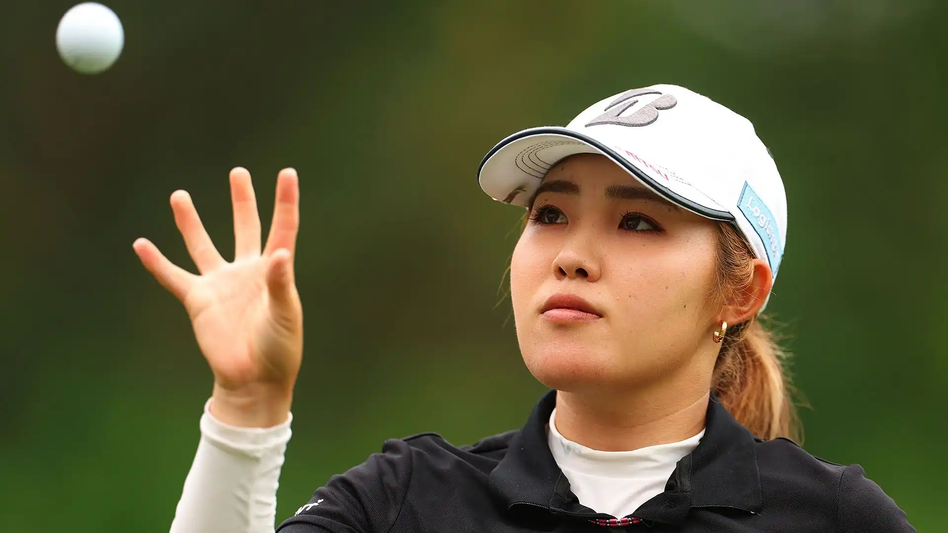 Ayaka Furue: $3,087,614 in 61 tornei. Ha ottenuto una vittoria nel circuito internazionale, 8 in Giappone. Con 153 cm, è la golfista più bassa del circuito