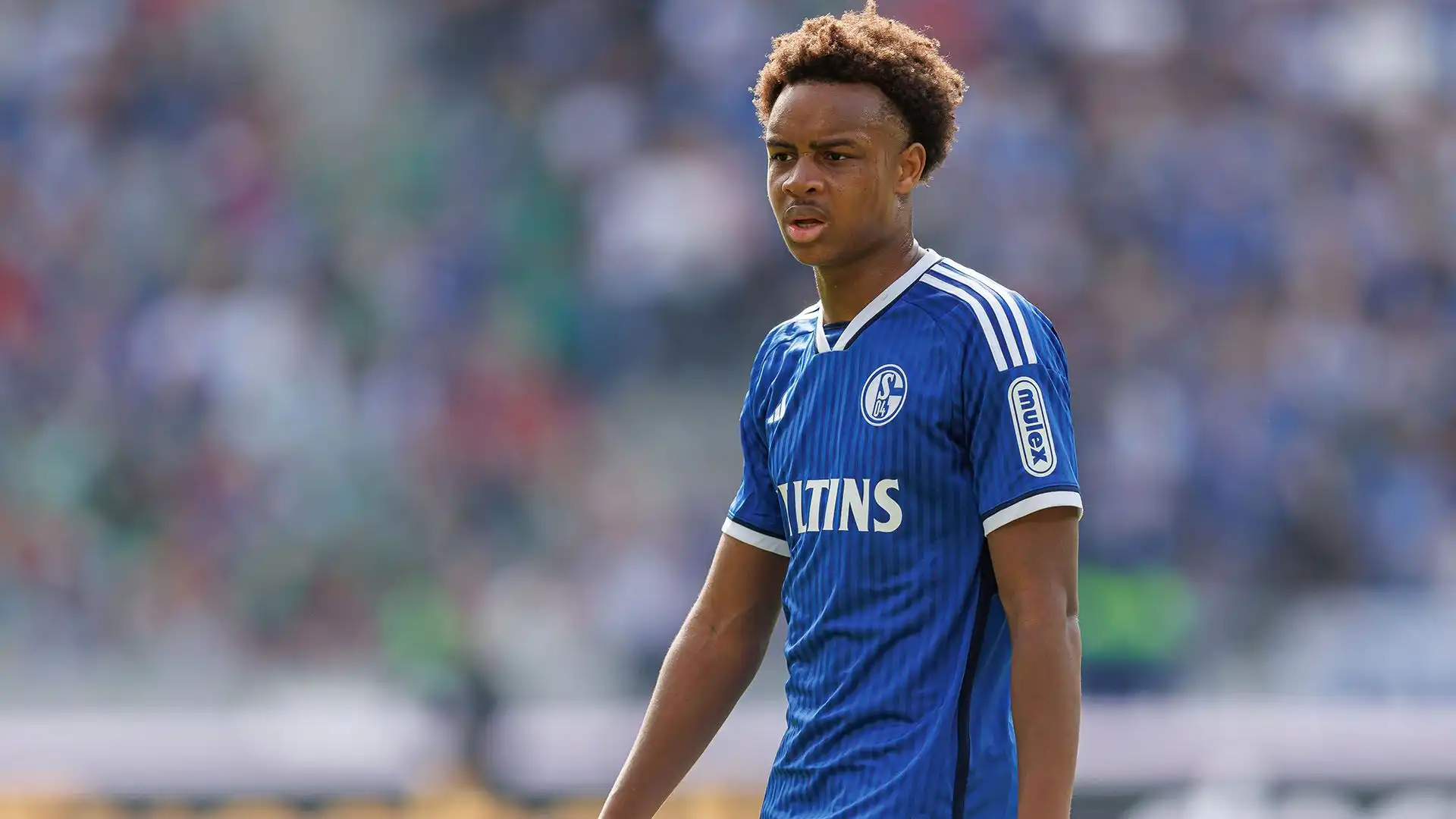 Il centrocampista 17enne tedesco è in uscita dallo Schalke 04