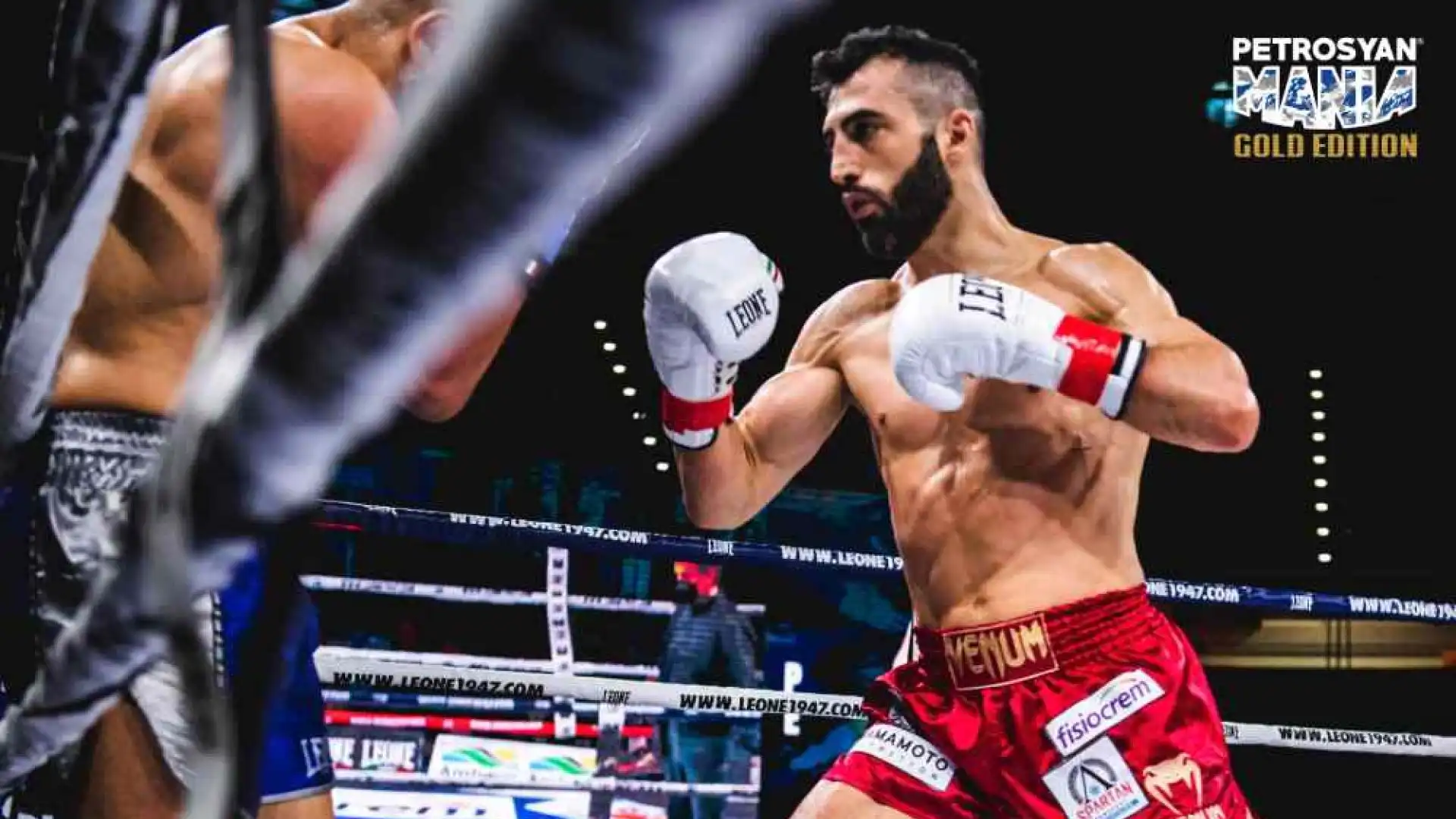 Giorgio Petrosyan è il kick boxer piu forte di tutti i tempi nato in Armenia, è diventato italiano nel 2014 per meriti sportivi.