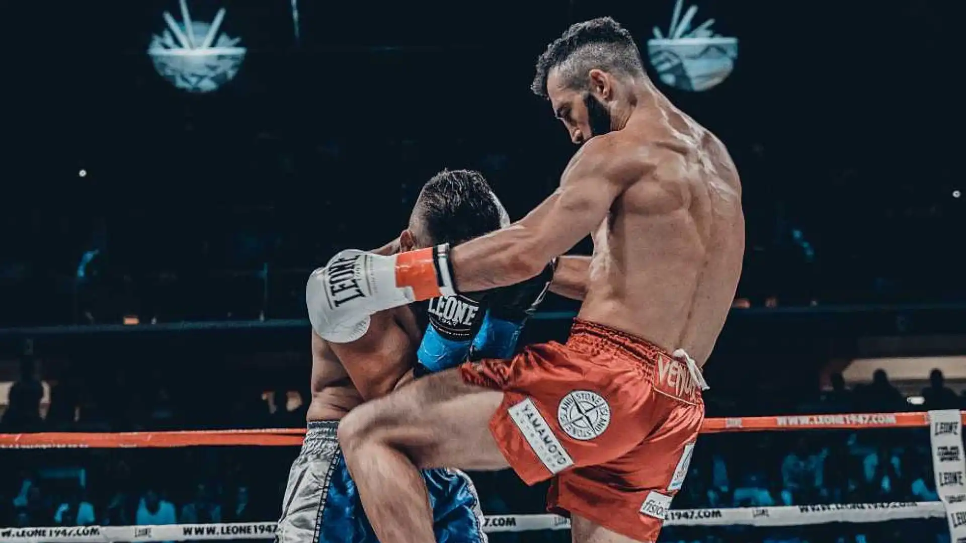 Giorgio Petrosyan incontra il campione mondiale Sergio Sanchez, sabato 18 maggio all’ Allianz Cloud di Milano per il titolo Wako Pro World title.