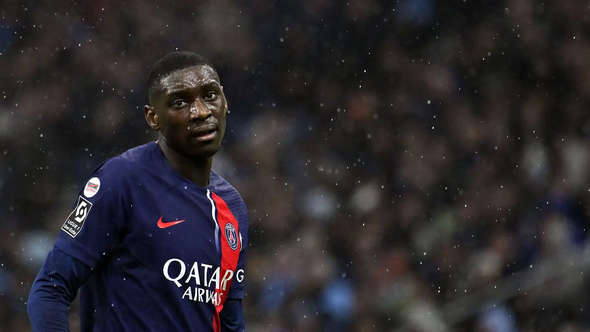 Inoltre, Kolo Muani ha un contratto con il PSG fino al 2028, il che complica ulteriormente un possibile trasferimento