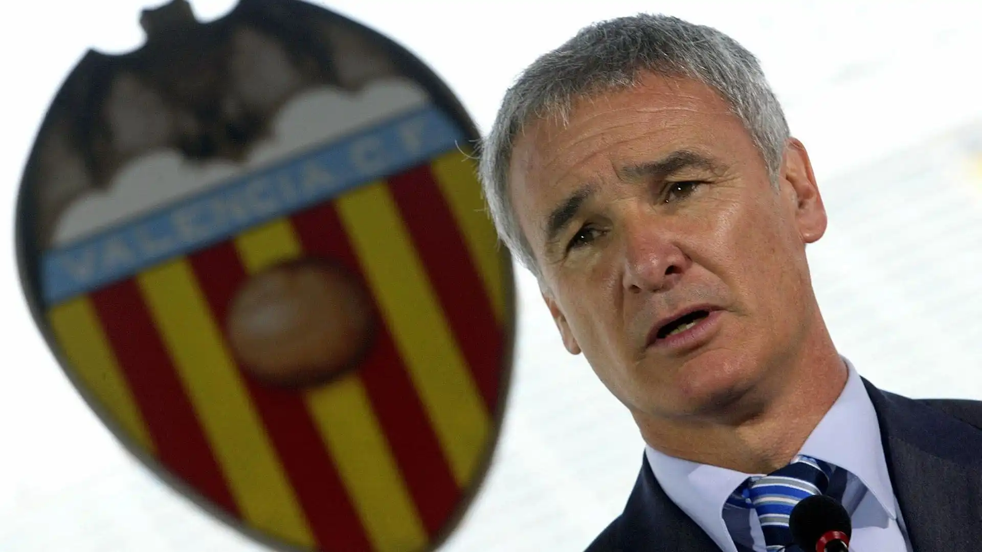 Nel club levantino Ranieri conquista la Coppa del Re. Dura invece pochi mesi l'avventura all'Atletico Madrid