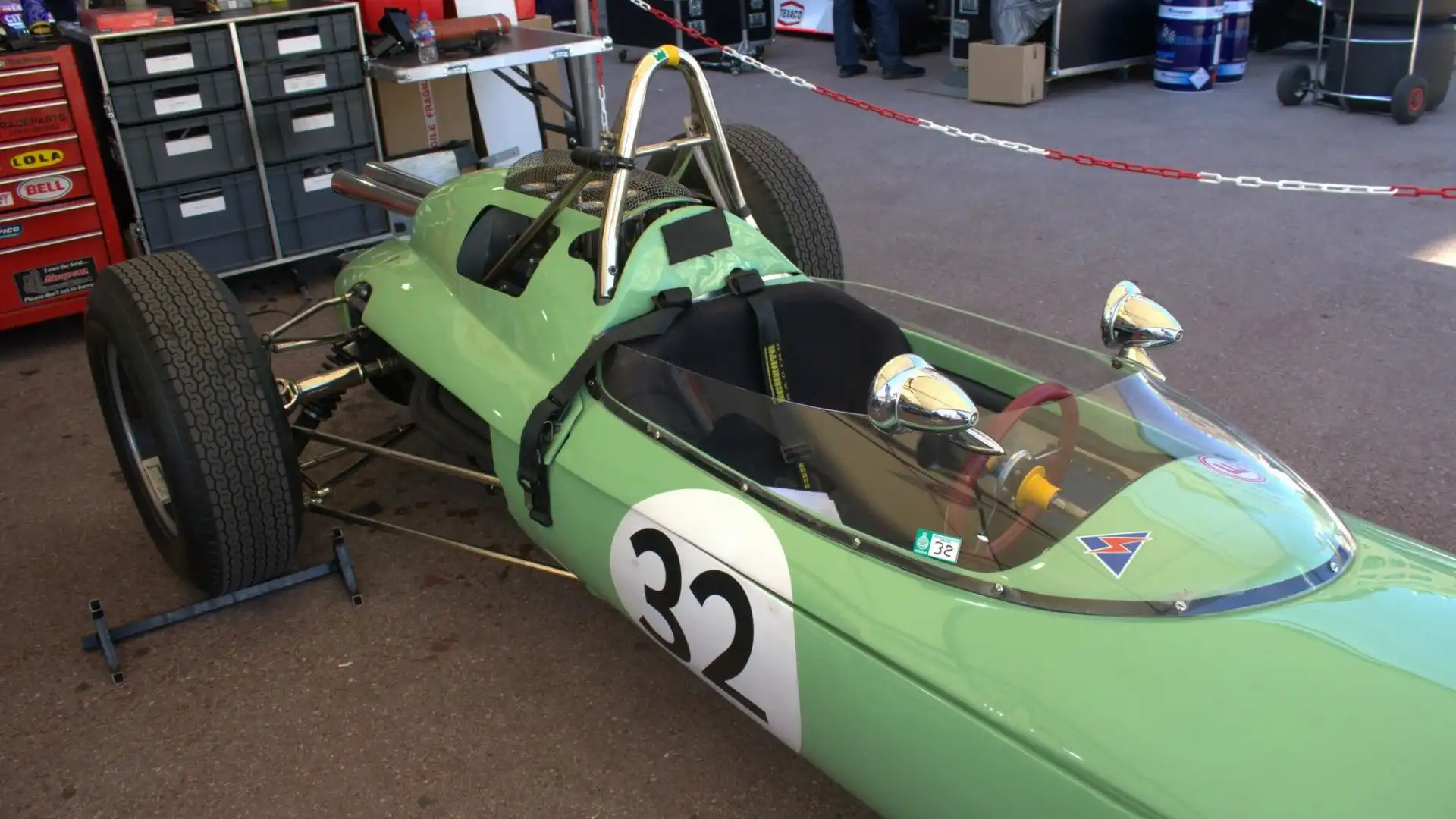 La Lotus 24 continuò a essere utilizzata da squadre private fino al 1965, con un successo limitato