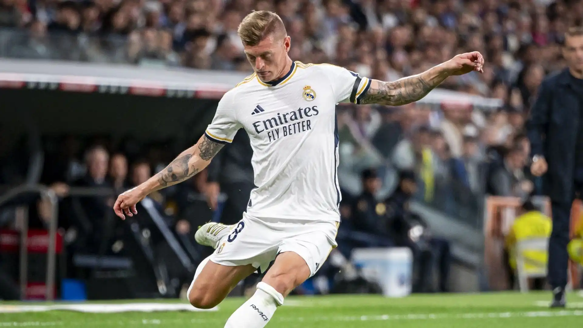 La squadra spagnola ha un centrocampo fortissimo, a cui però manca un profilo come quello di Kroos: muscolare e allo stesso tempo tecnico e con visione di gioco