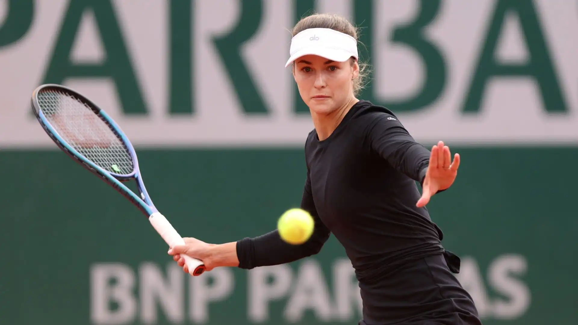 La Kalinskaya ha battuto in due set in due set la francese Clara Burel con il punteggio di 7-6 7-5