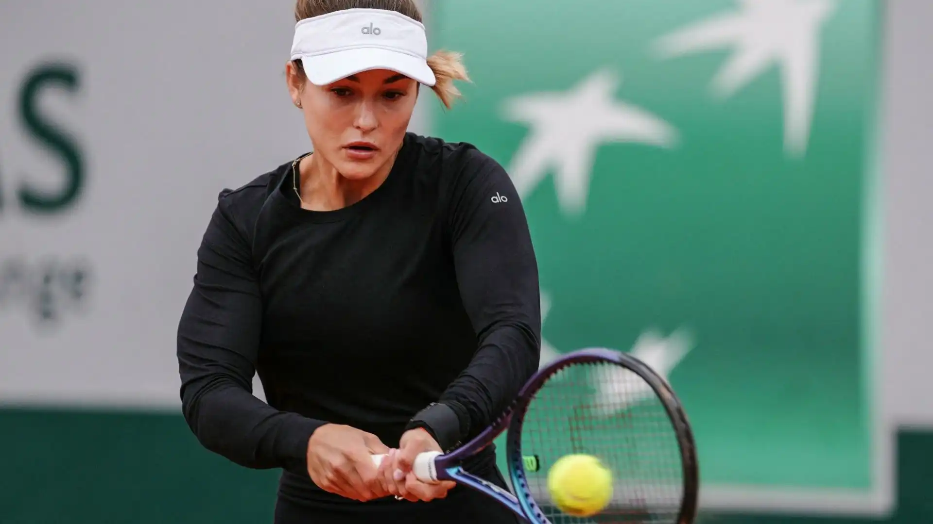 Nel 2014 ha giocato il suo primo match in carriera a livello WTA