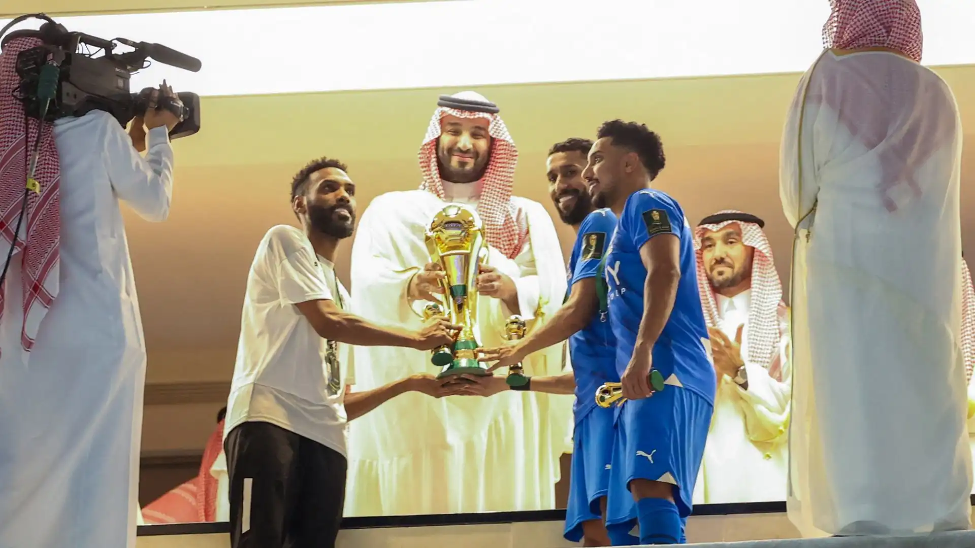 Il trofeo è invece stato sollevato dall'Al-Hilal, che dopo aver vinto il campionato ha trionfato anche in coppa