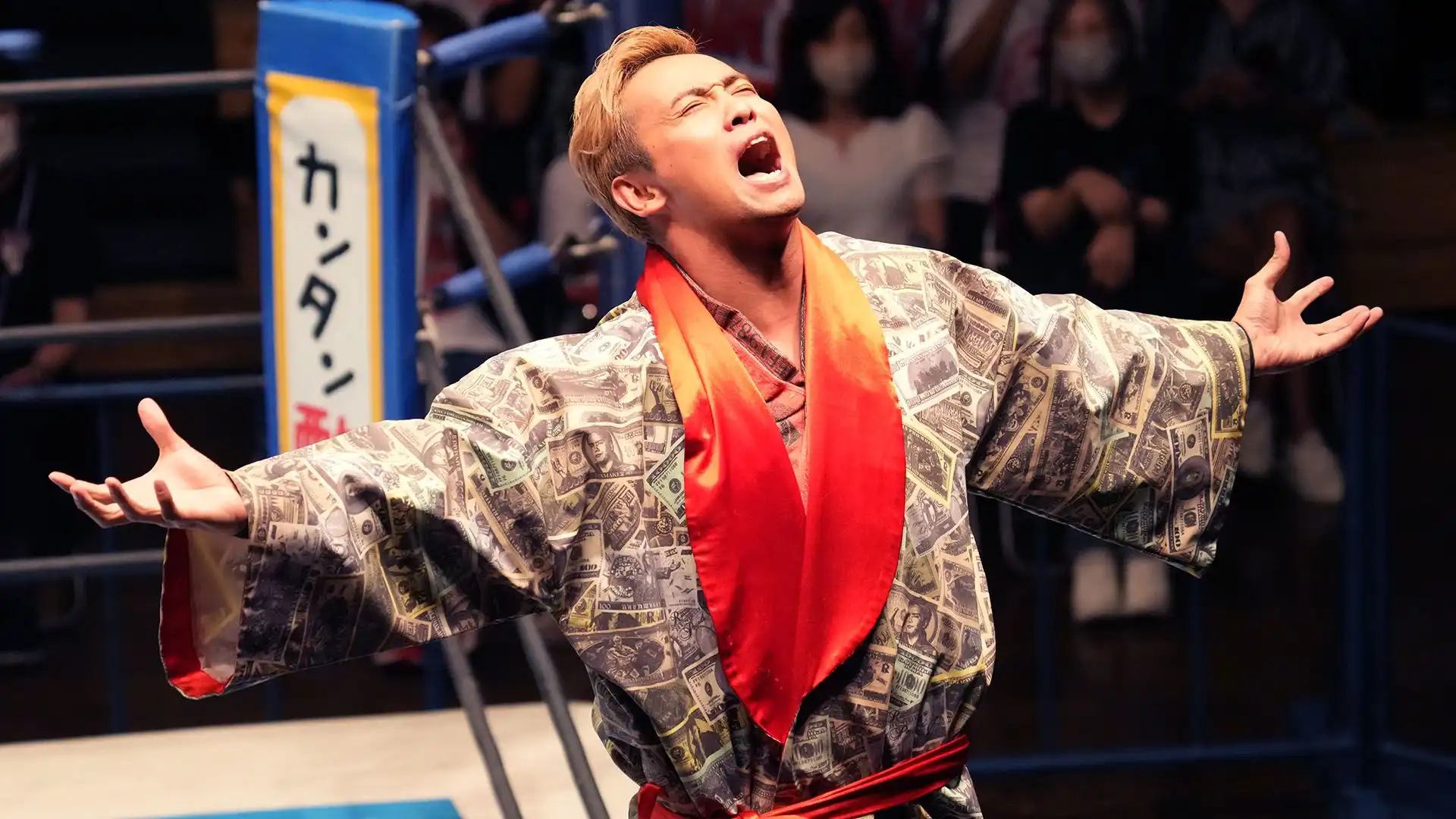 Il Wrestling (Puroresu) è molto seguito in Giappone: la New Japan Pro-wrestling continua ad attirare l'attenzione di un vasto pubblico. Nella foto Kazuchika Okada