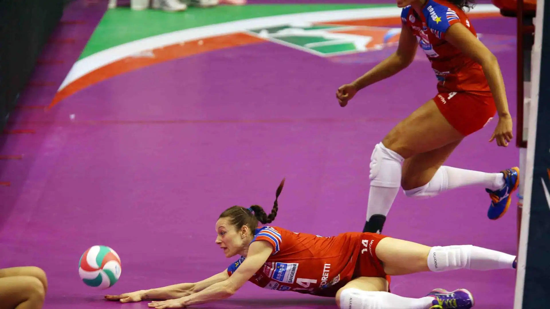 Eleonora Lo Bianco guiderà infatti il progetto MasterVolley di Cuneo Granda Volley dedicato alle giovanili.