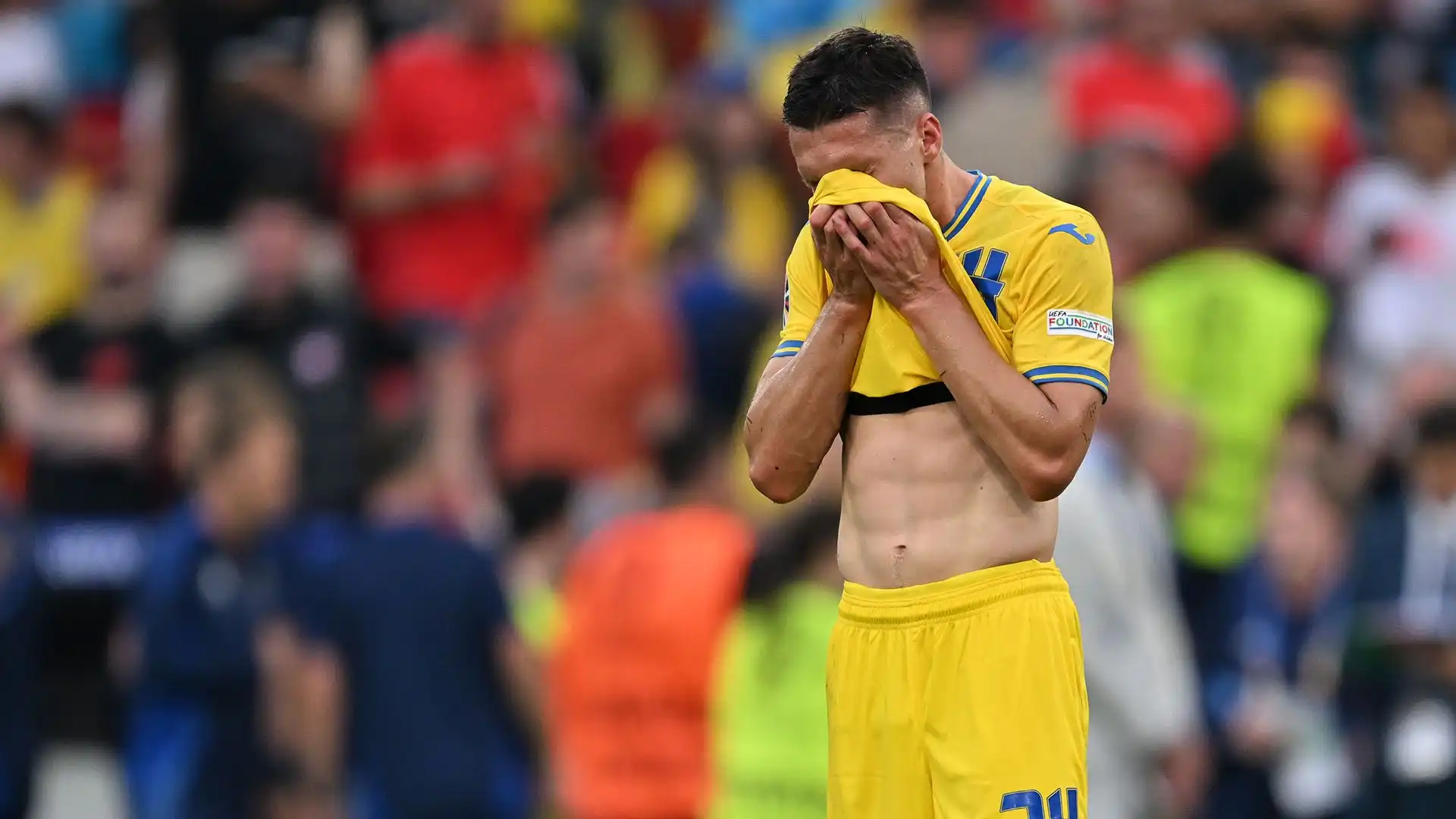 Solo una vittoria poteva salvare l'Ucraina, condannata anche dal pareggio tra Romania e Slovacchia nell'altra partita