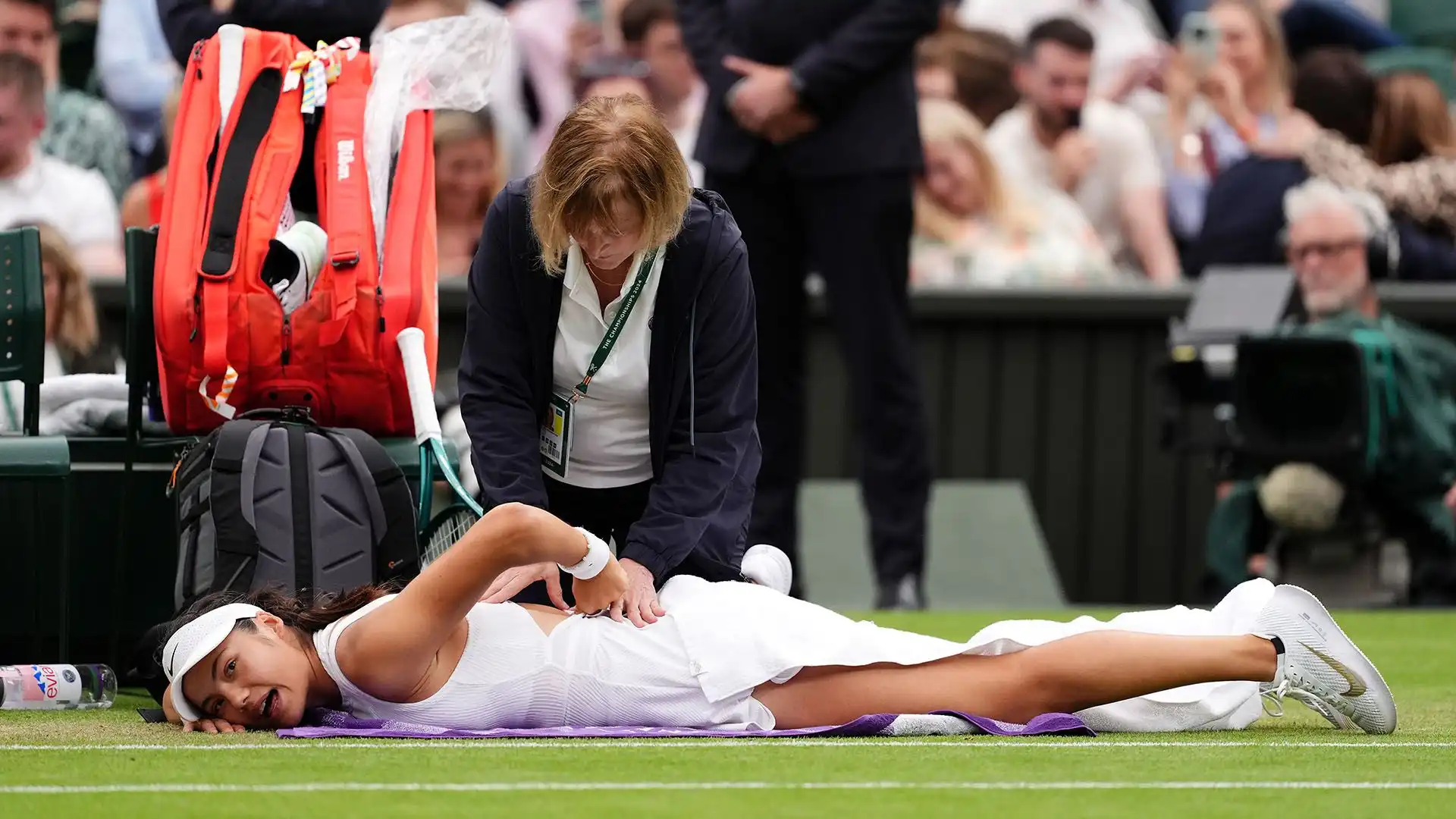 Il sogno di Emma Raducanu a Wimbledon si ferma agli ottavi di finale