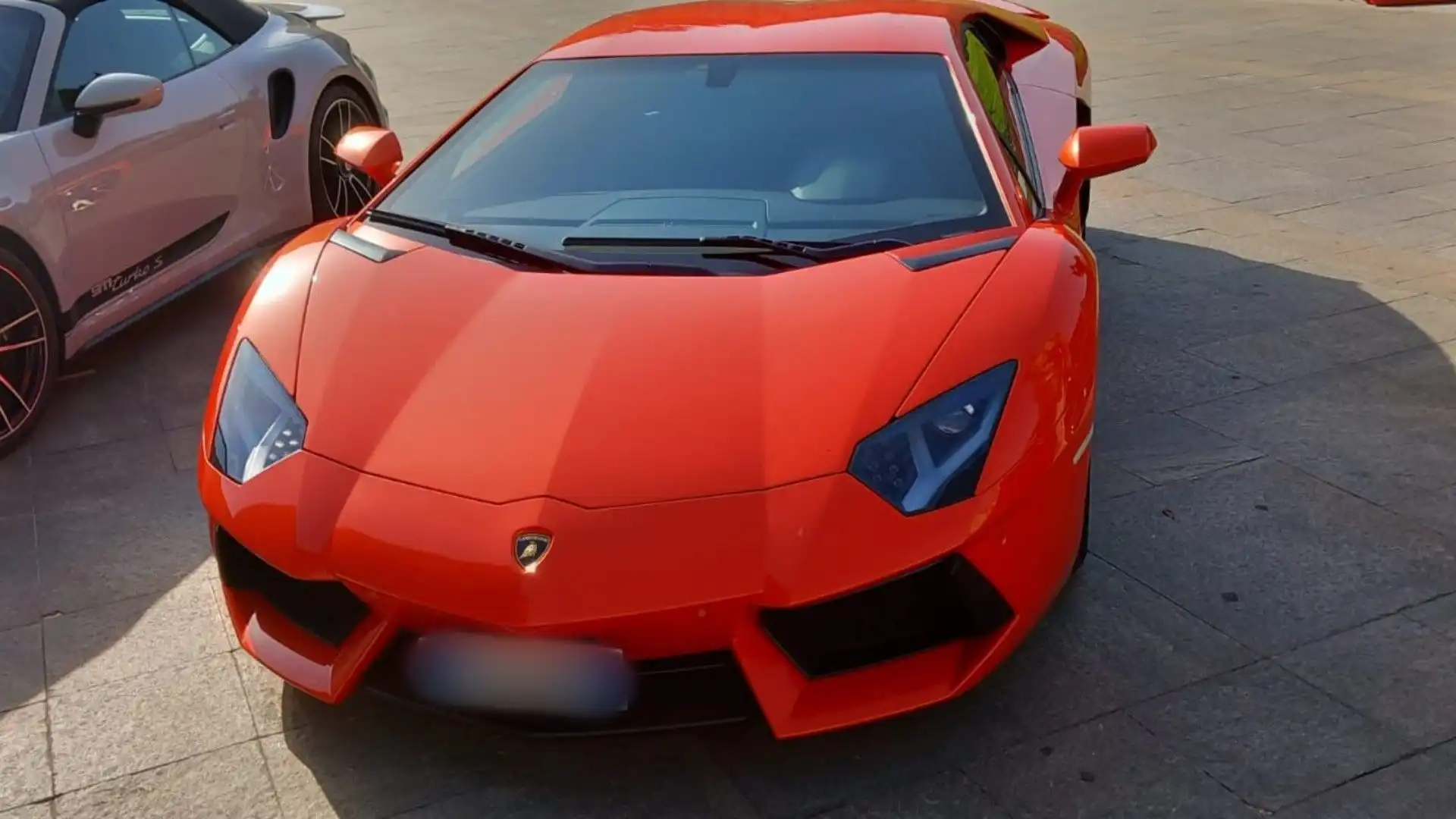 Gli interni della Aventador LP700-4 offrono un'esperienza di guida unica