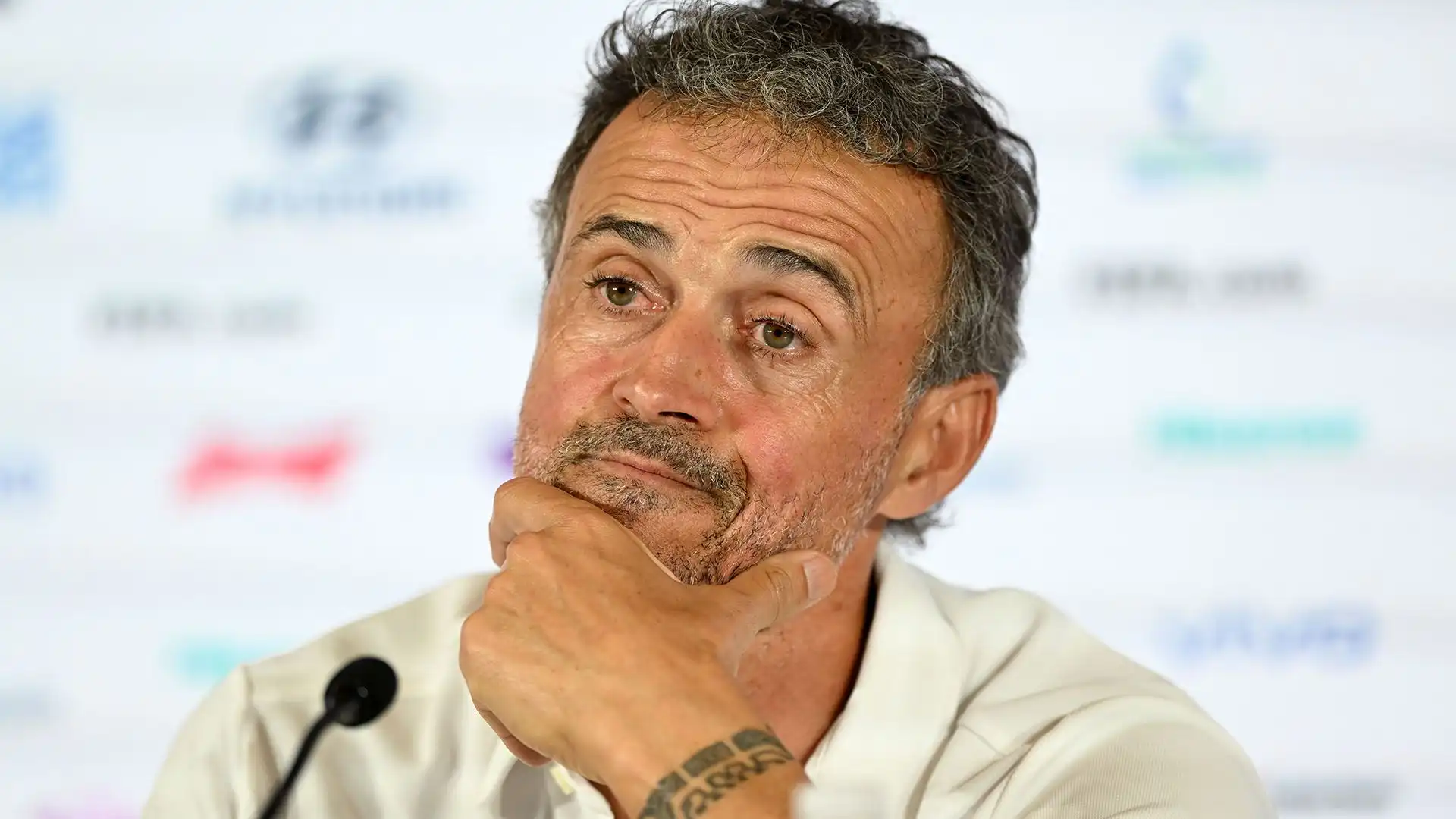 Luis Enrique fa piazza pulita: tanti giocatori stanno per lasciare Parigi