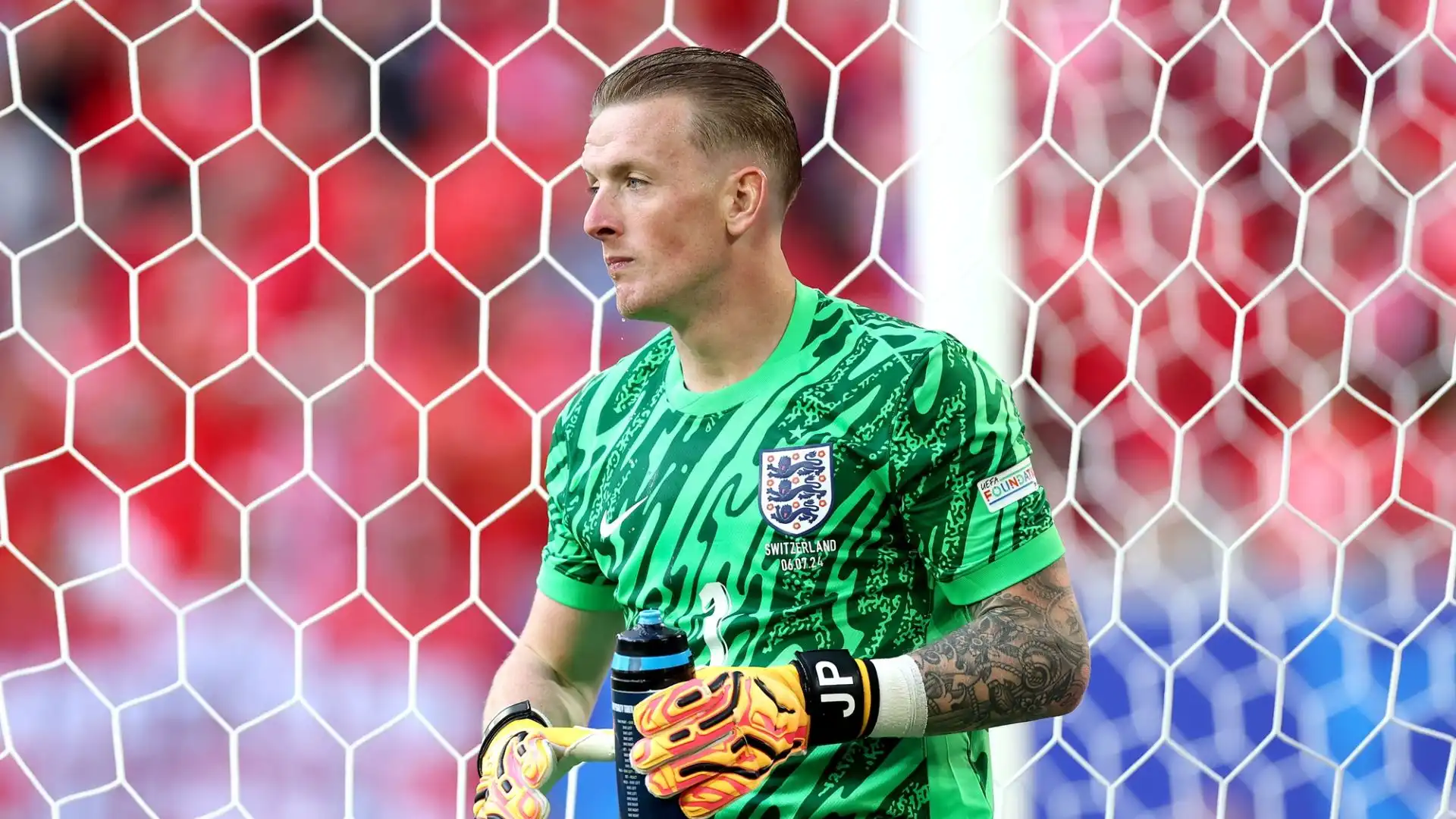 Pickford aveva provato lo stesso trucco con l'Italia nella finale di Wembley di 3 anni fa, e aveva parato i tiri di Belotti e Jorginho