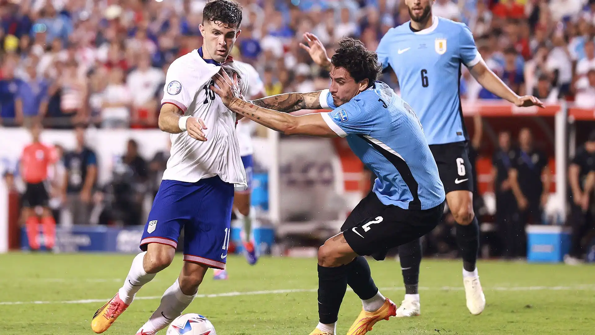 L'Uruguay ha vinto per 1-0 grazie al gol di Olivera e si è qualificato ai quarti di finale