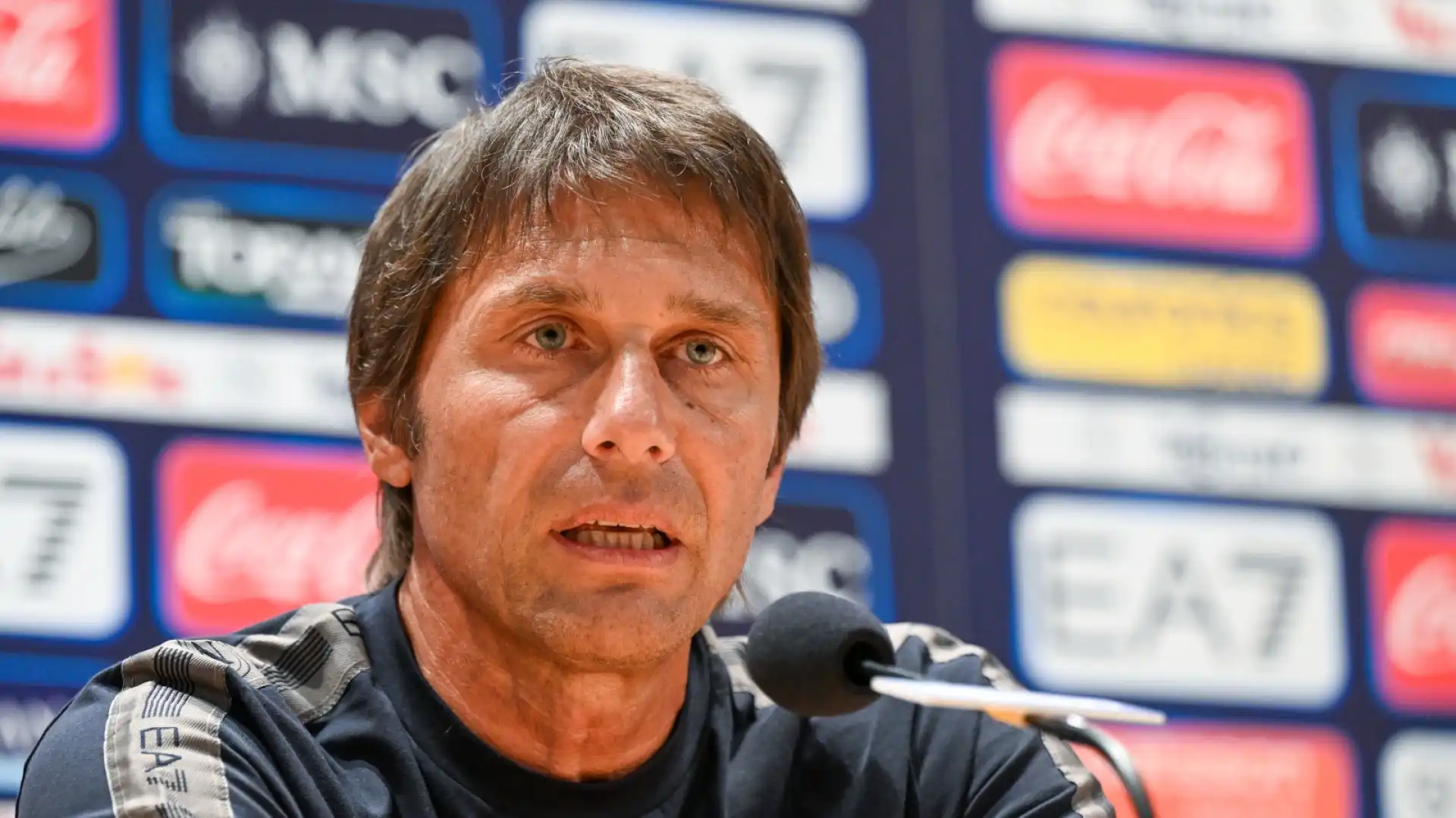 Secondo le indiscrezioni, gli azzurri su spinta di Antonio Conte sono pronti a proporre uno scambio ai bianconeri