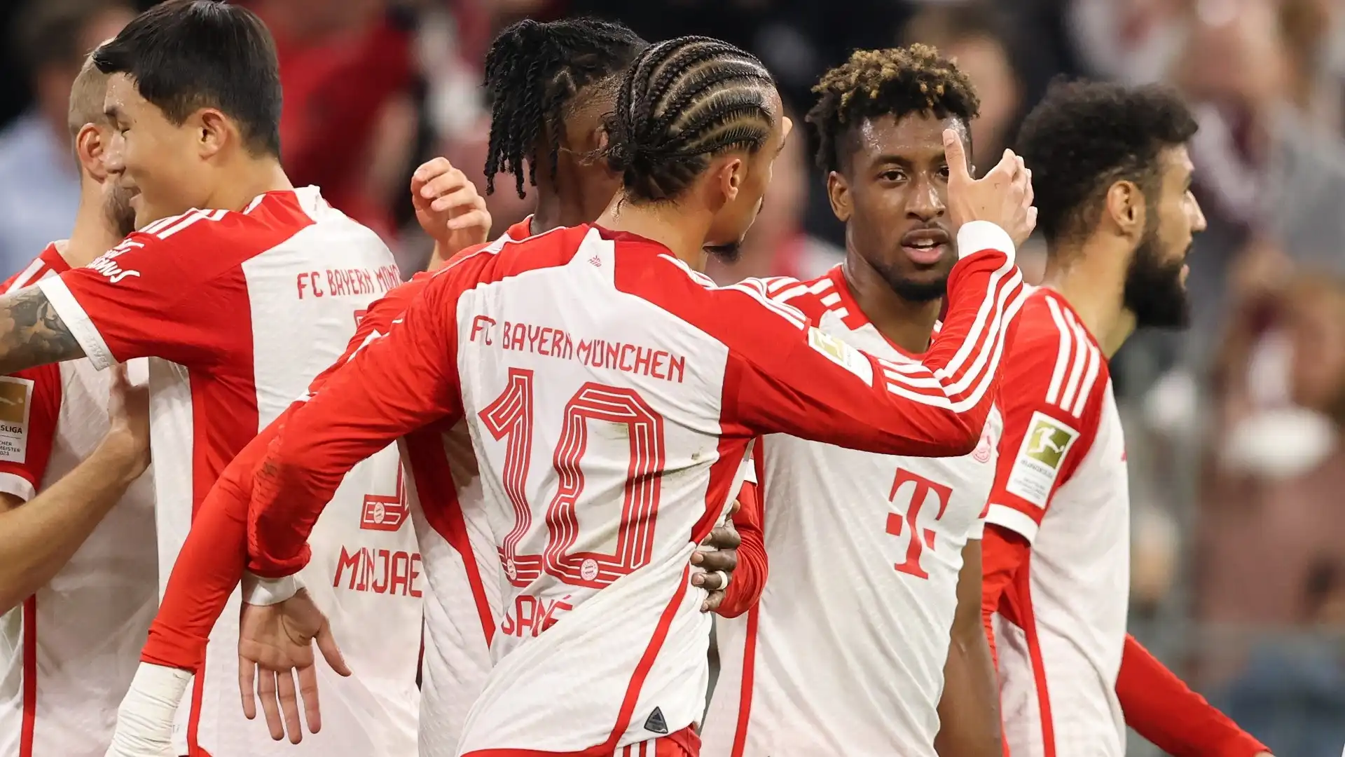 Bayern Monaco in difficoltà: maxi cessione a rischio. Foto