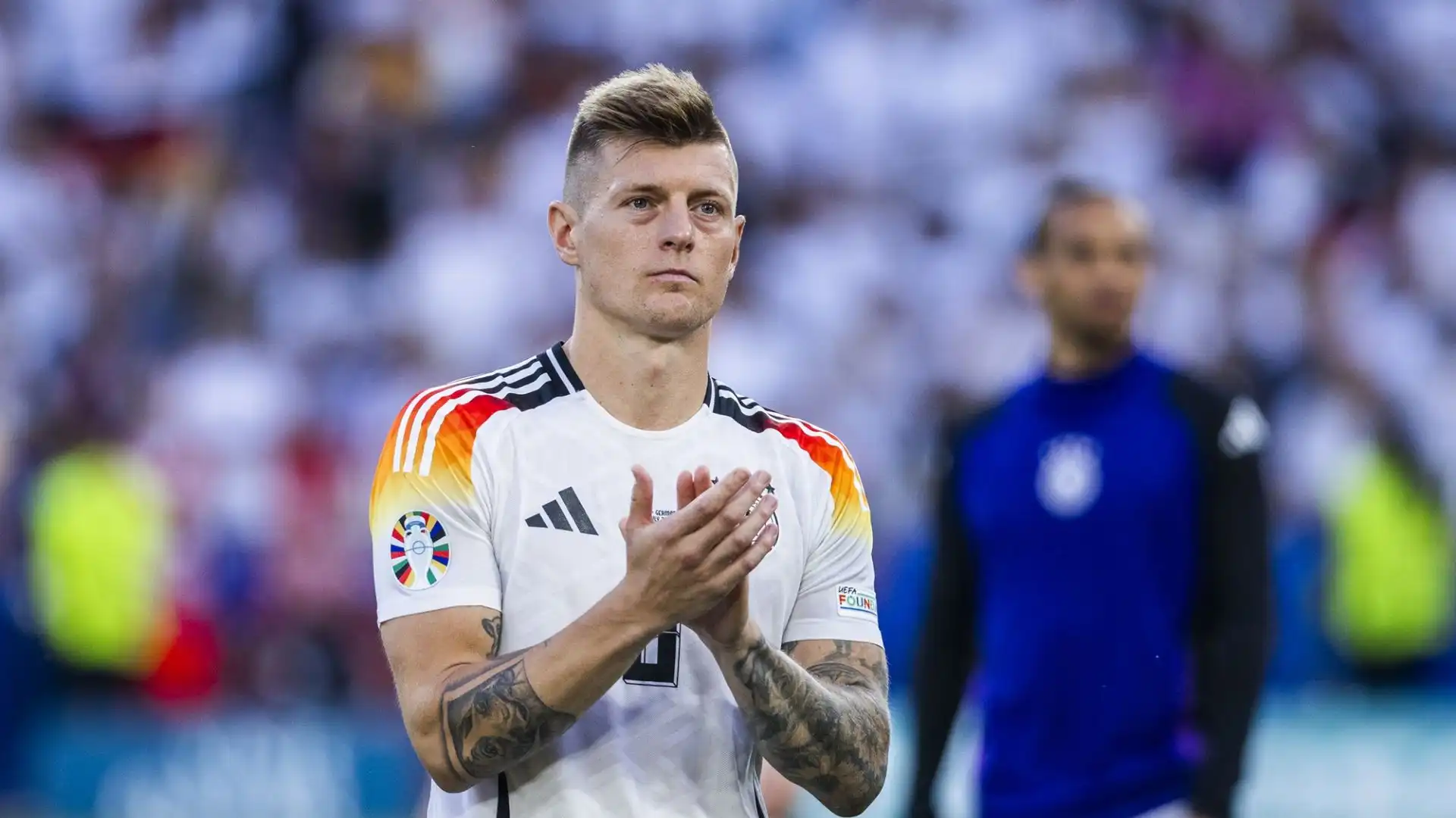 Kroos nel suo podcast Simply Luppen ha fatto alcune previsioni sul campionato di Bundesliga