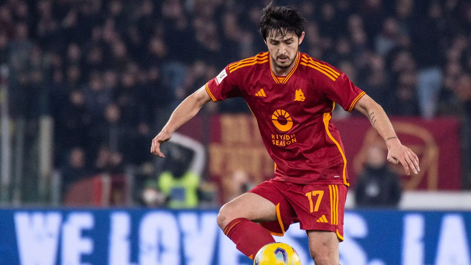 Azmoun ha giocato 29 partite alla Roma nella scorsa stagione, segnando 3 gol