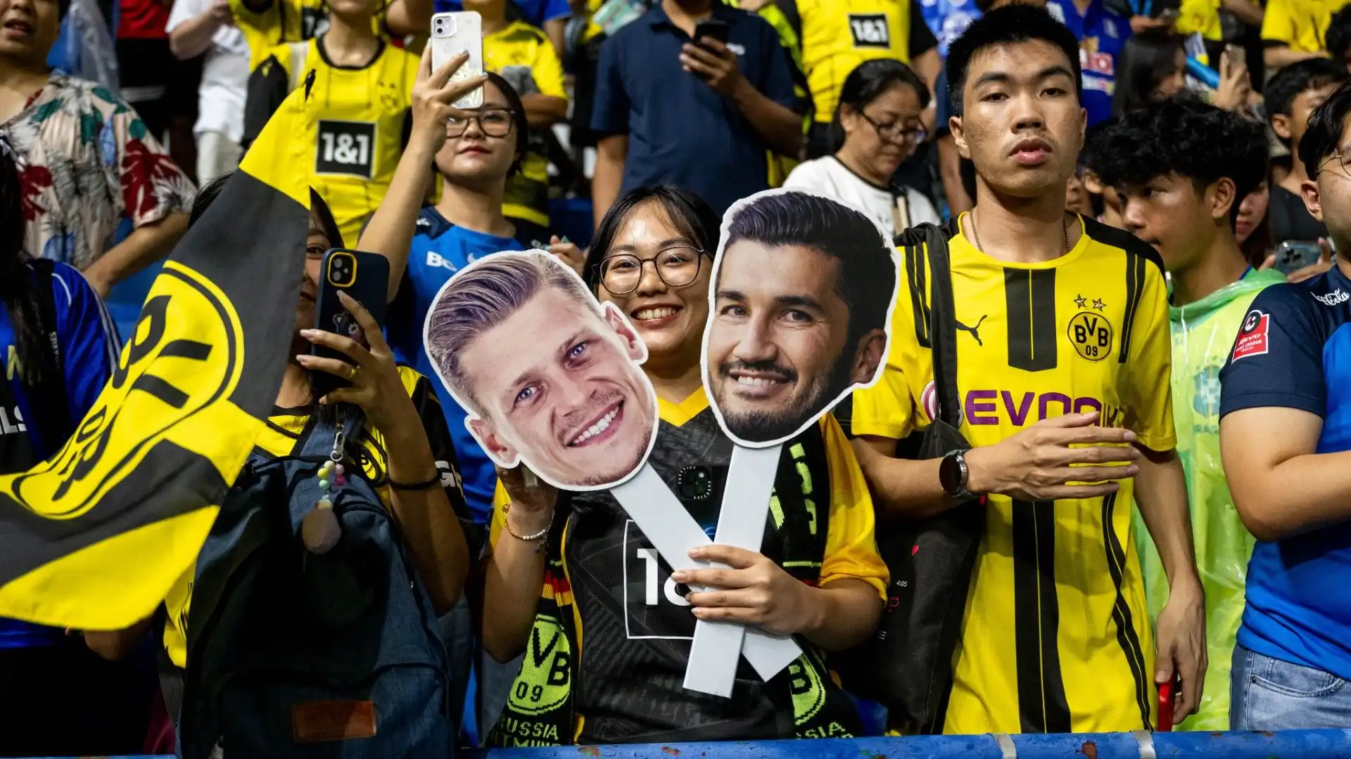 Allo stadio c'erano tantissimi tifosi per supportare la squadra di Sahin