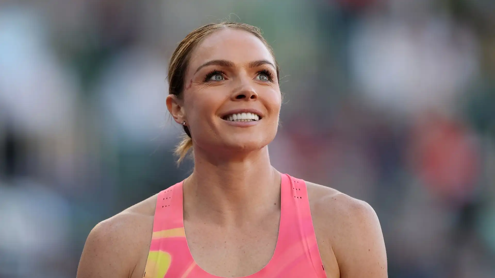 Una grande emozione per Chari Hawkins: le foto della magnifica atleta