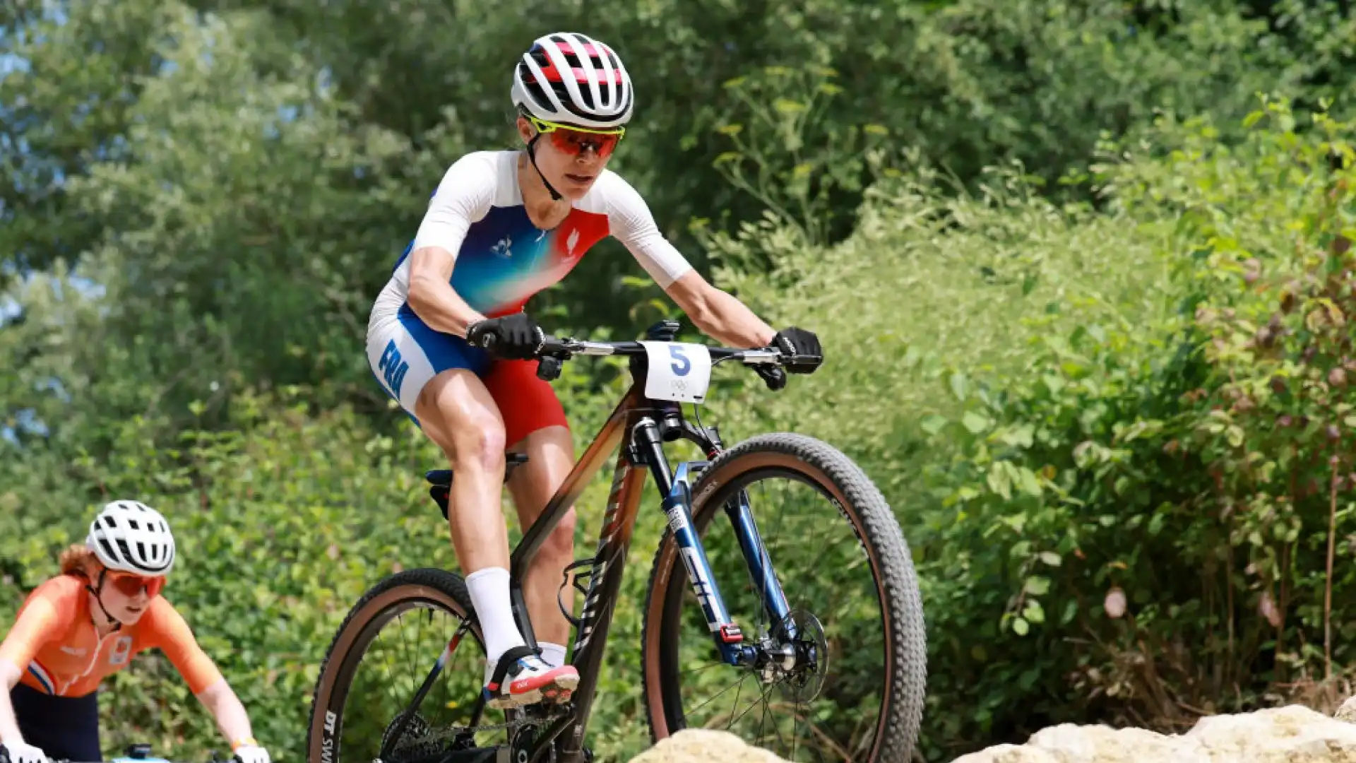 La medaglia d'oro è andata a un'altra francese, Pauline Ferrand Prevot.